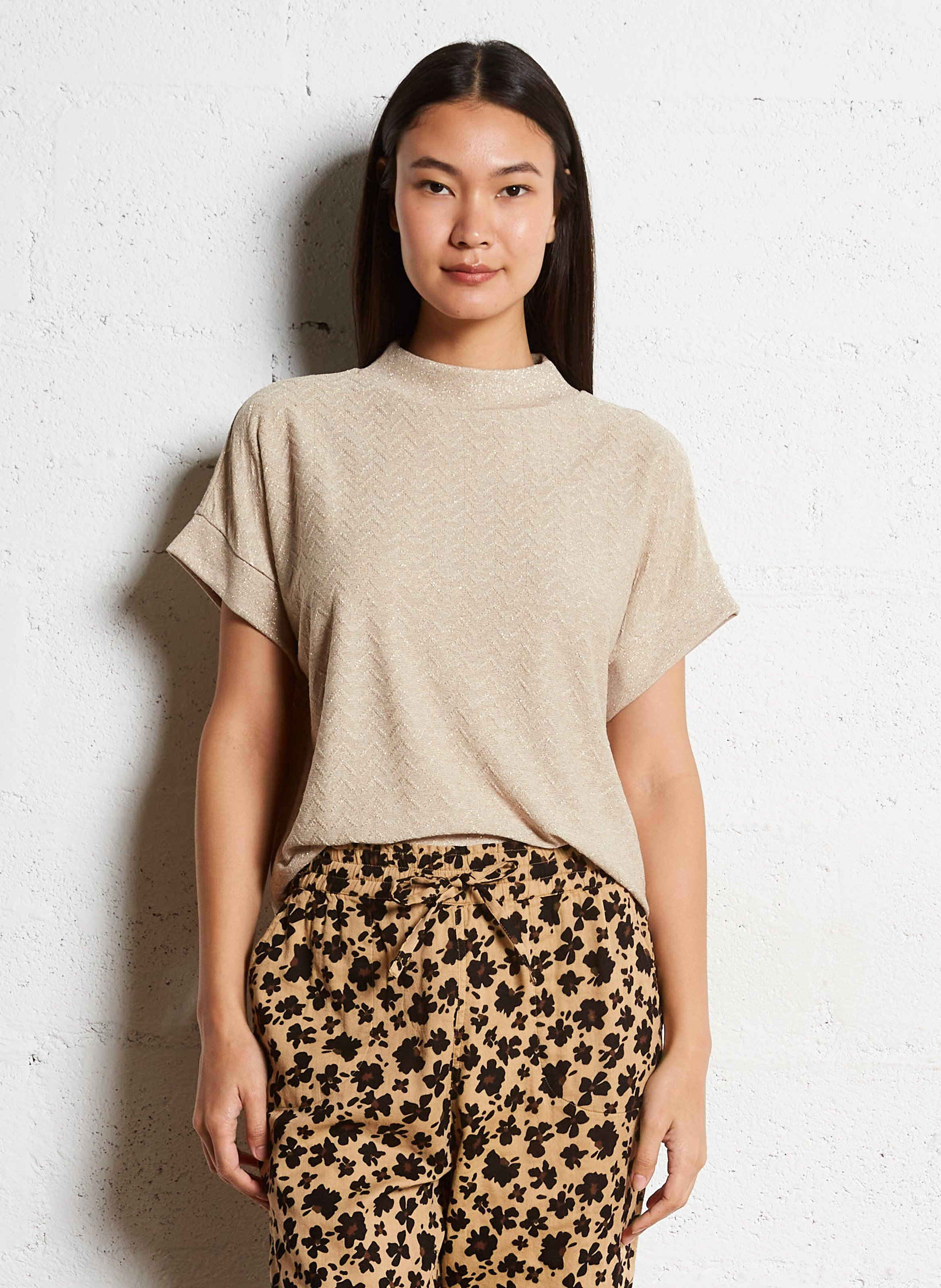 Tee-shirt droit col montant à chevrons métallisés I CODE Blanc