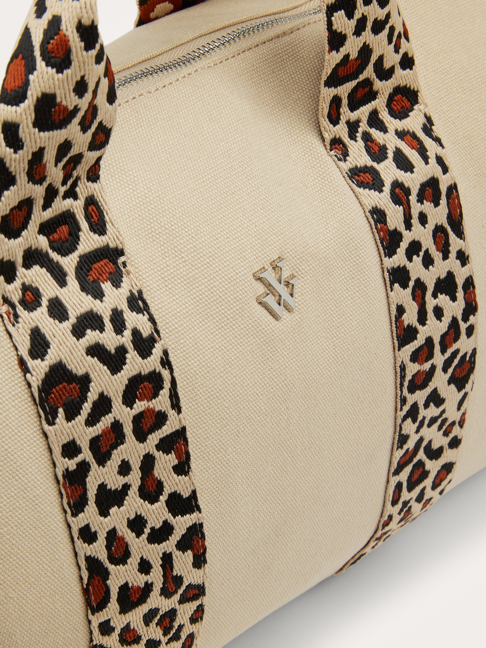 Weekend bag with handles VANESSA WU Beige