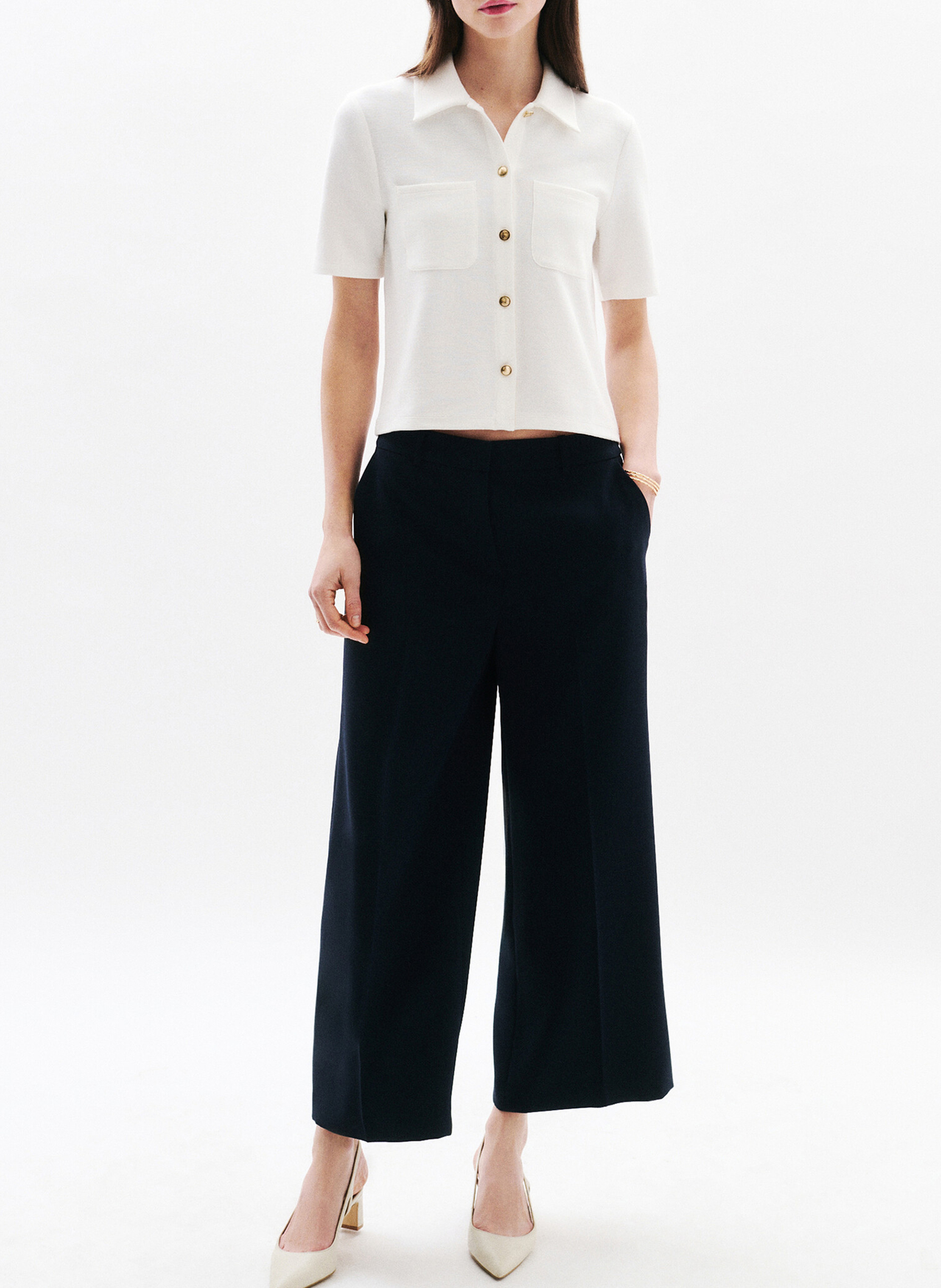 Top met klassieke kraag CAROLL Beige