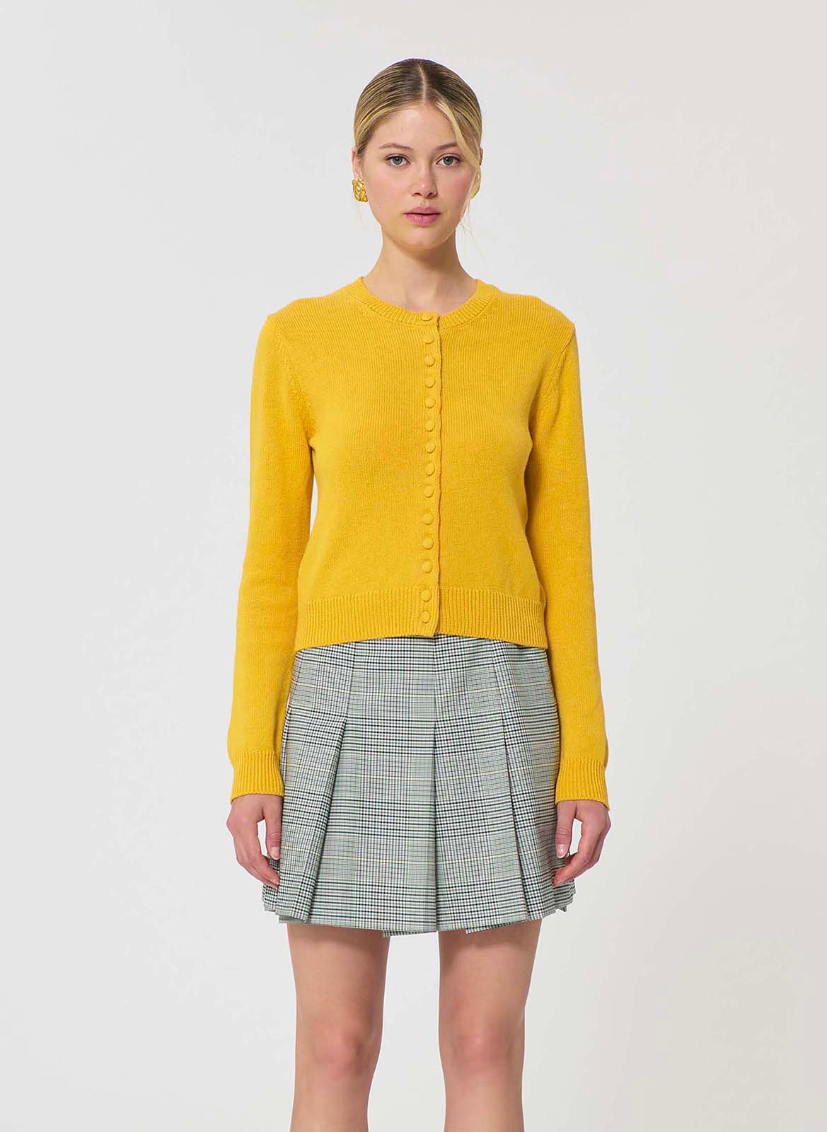 Runder Knopfstrick-Cardigan in Uni TARA JARMON