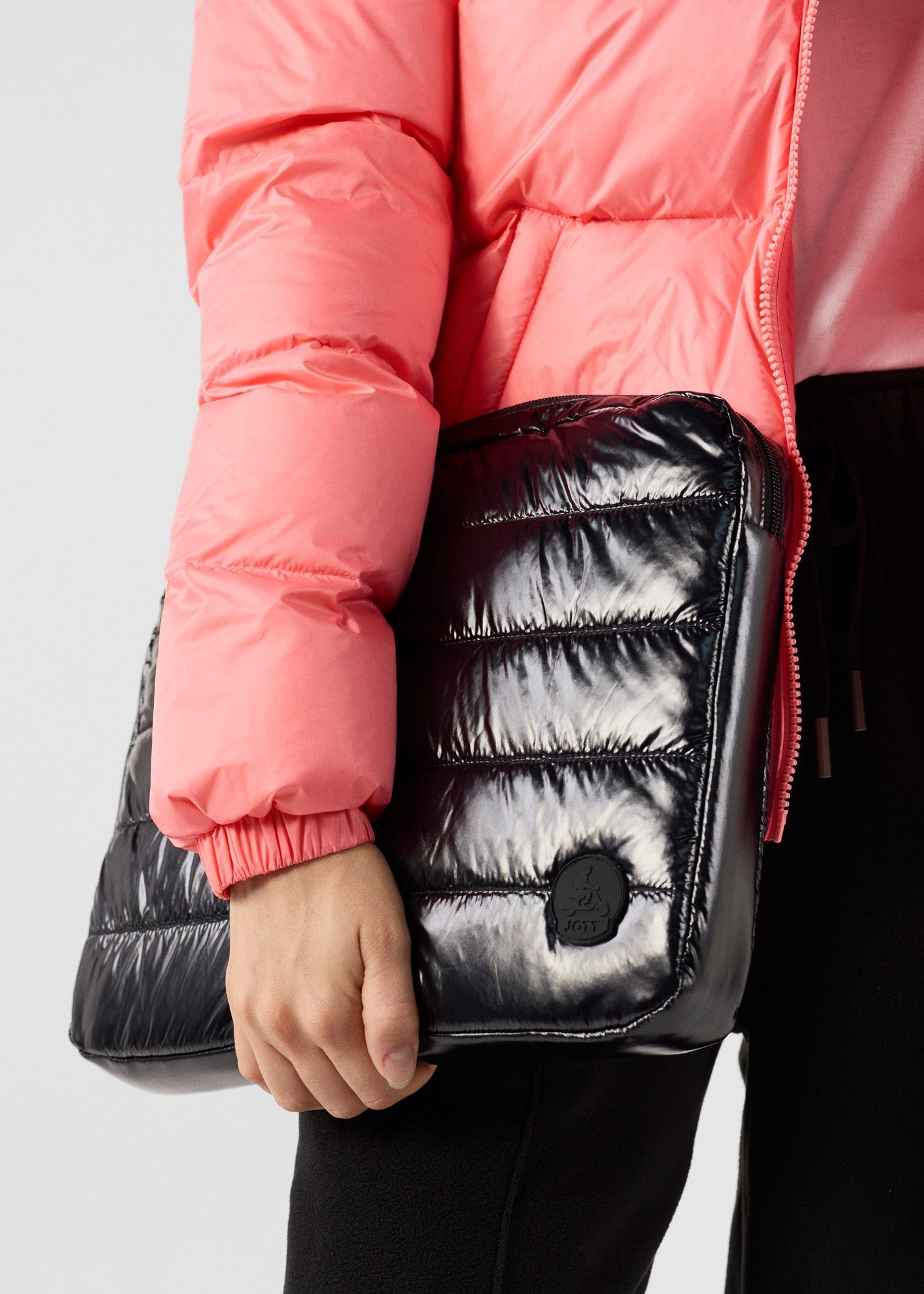 Hateya Lacquered Laptop Bag JOTT Black