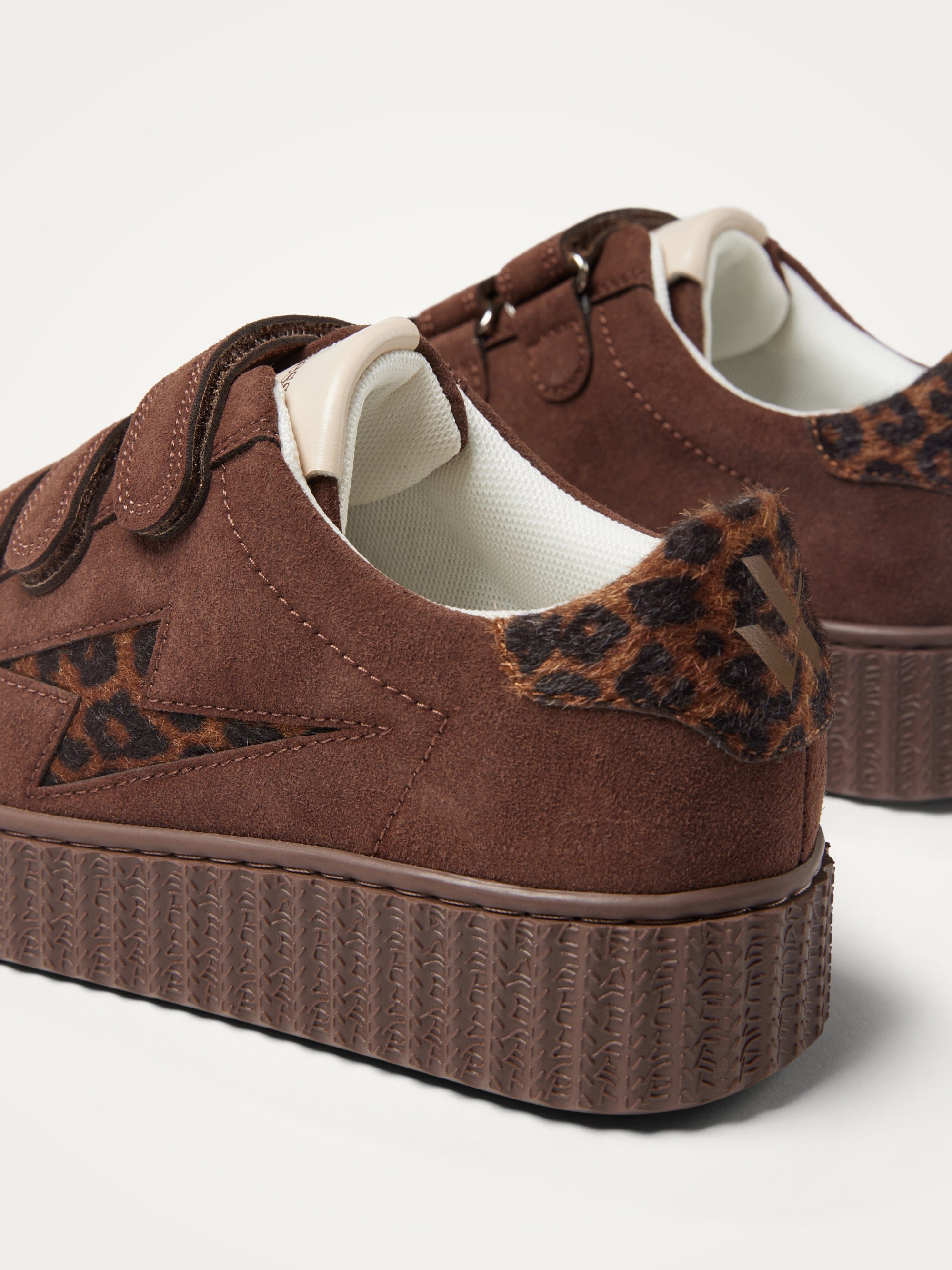 Low Velcro trainers VANESSA WU Brown