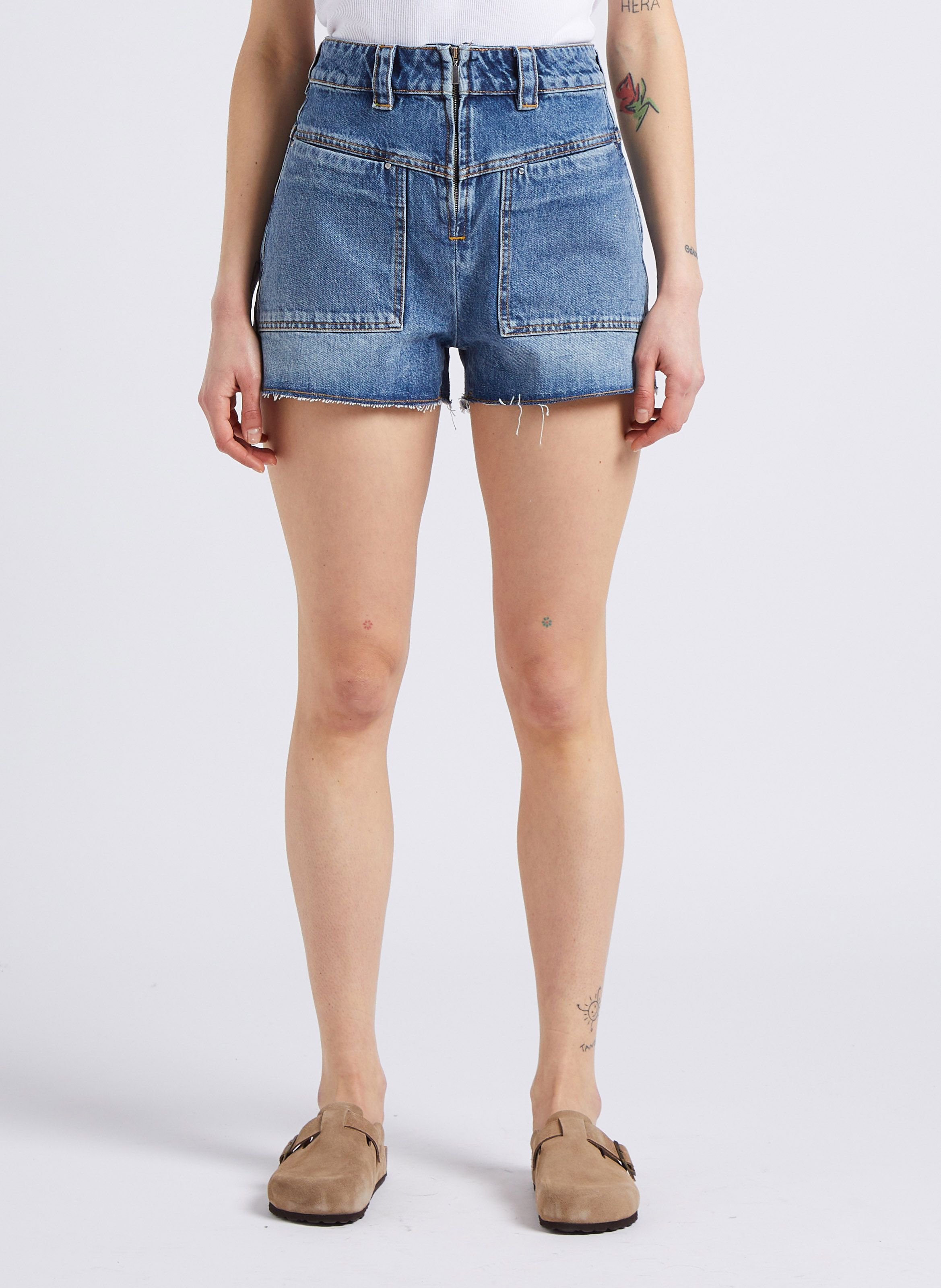 Fashion short jean bash