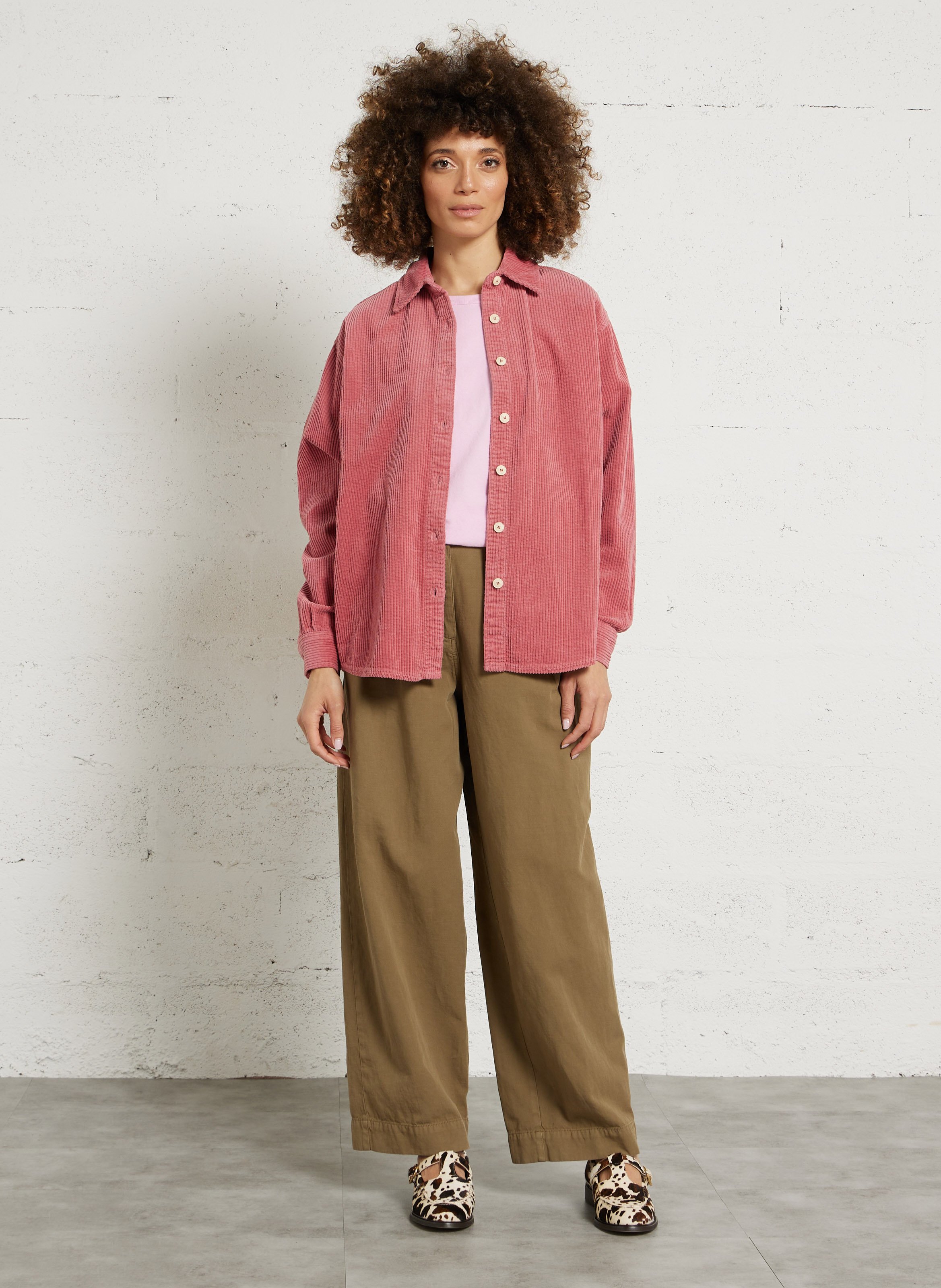 Cordhemd mit klassischem Kragen AMERICAN VINTAGE Rot