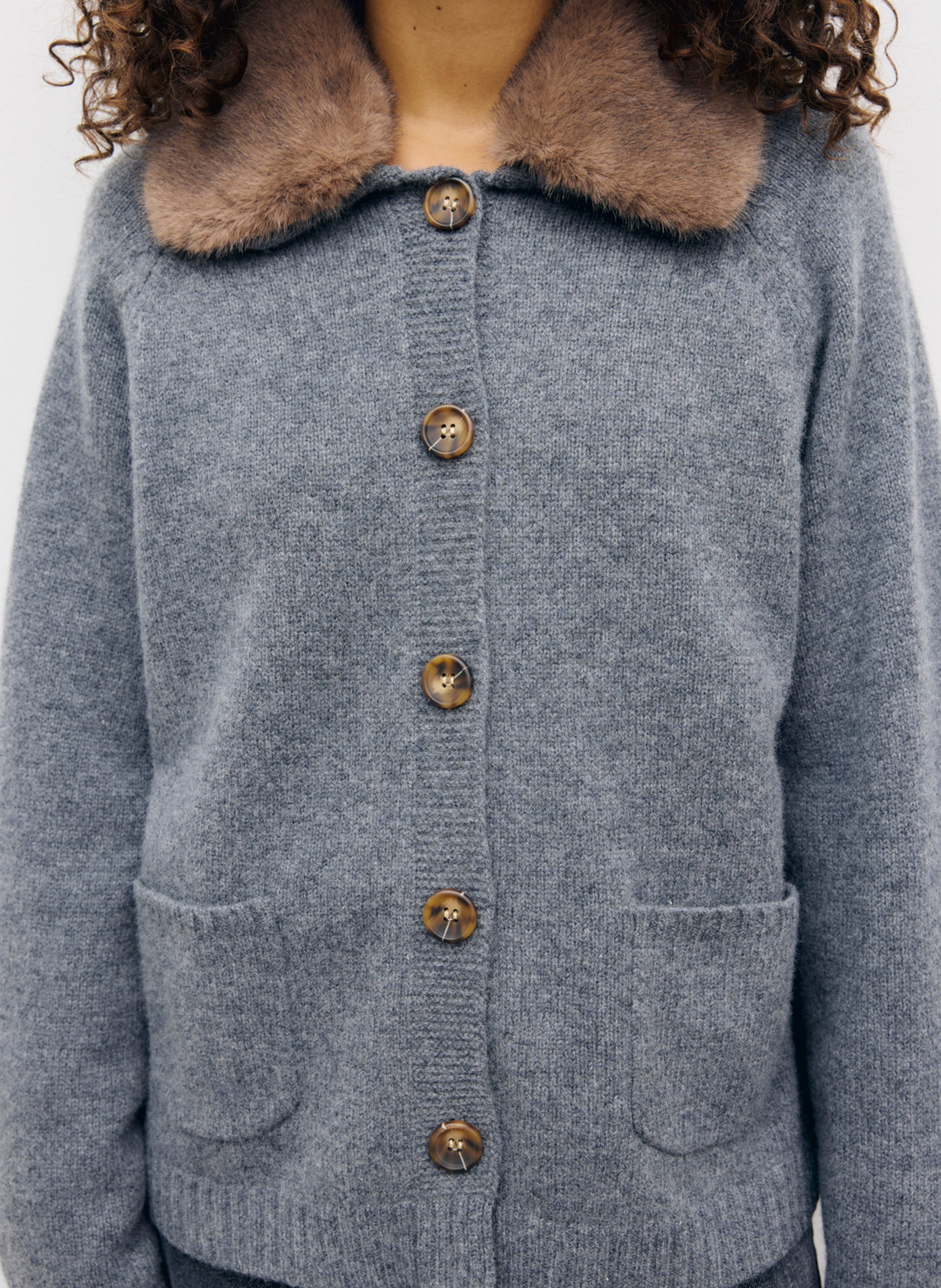 Plain buttoned cashmere cardigan GERARD DAREL Grey