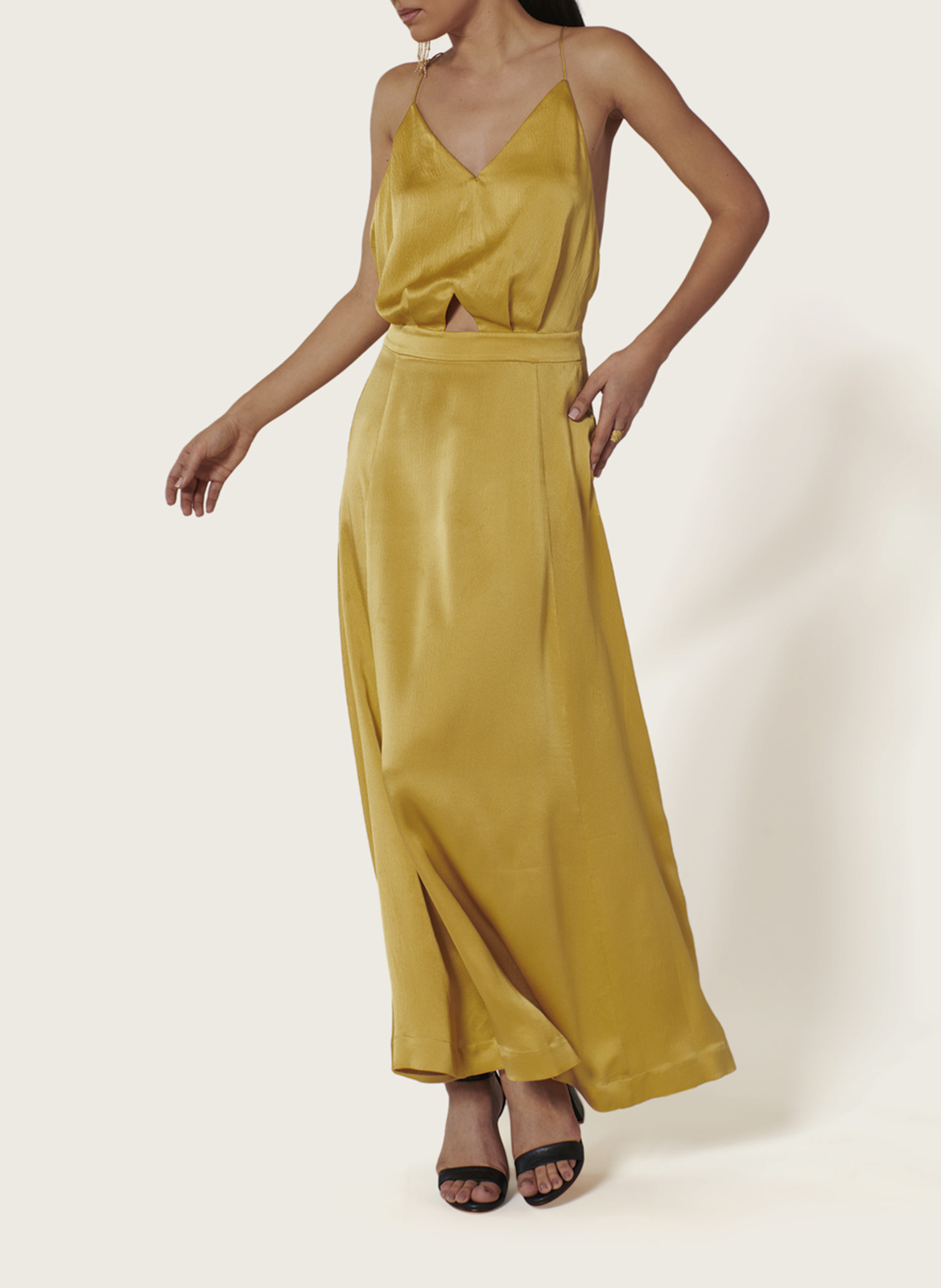 Lange, zijden jurk met V-decolleté KARMA KOMA Geel