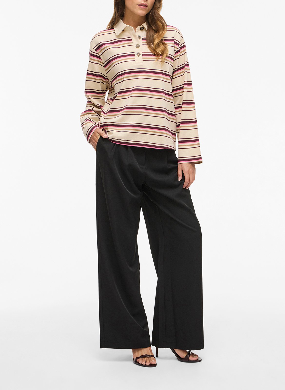 Top col polo en coton bio mélangé VILA Beige