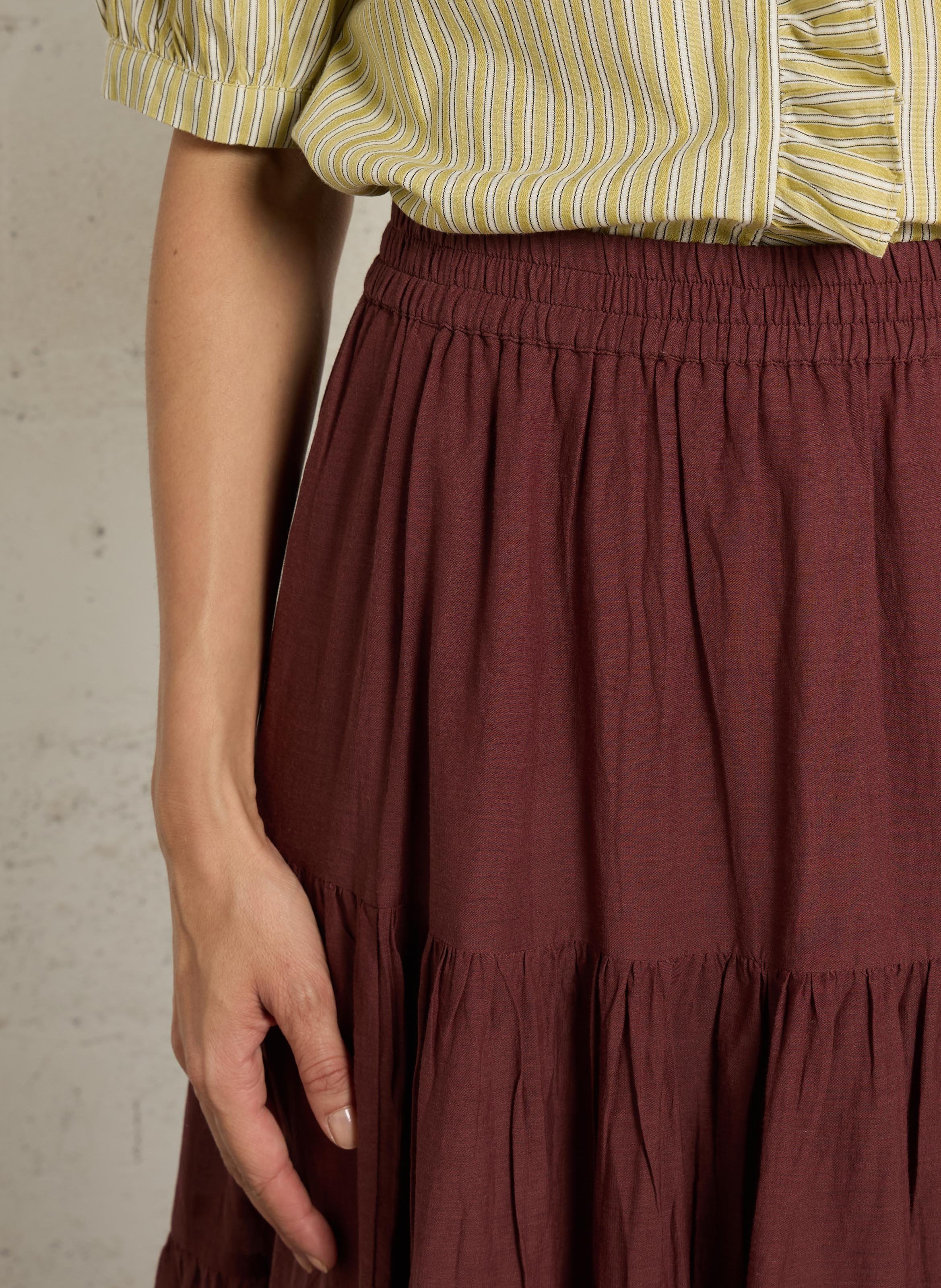 Jupe longue évasée à fronces en coton PETITE MENDIGOTE Marron