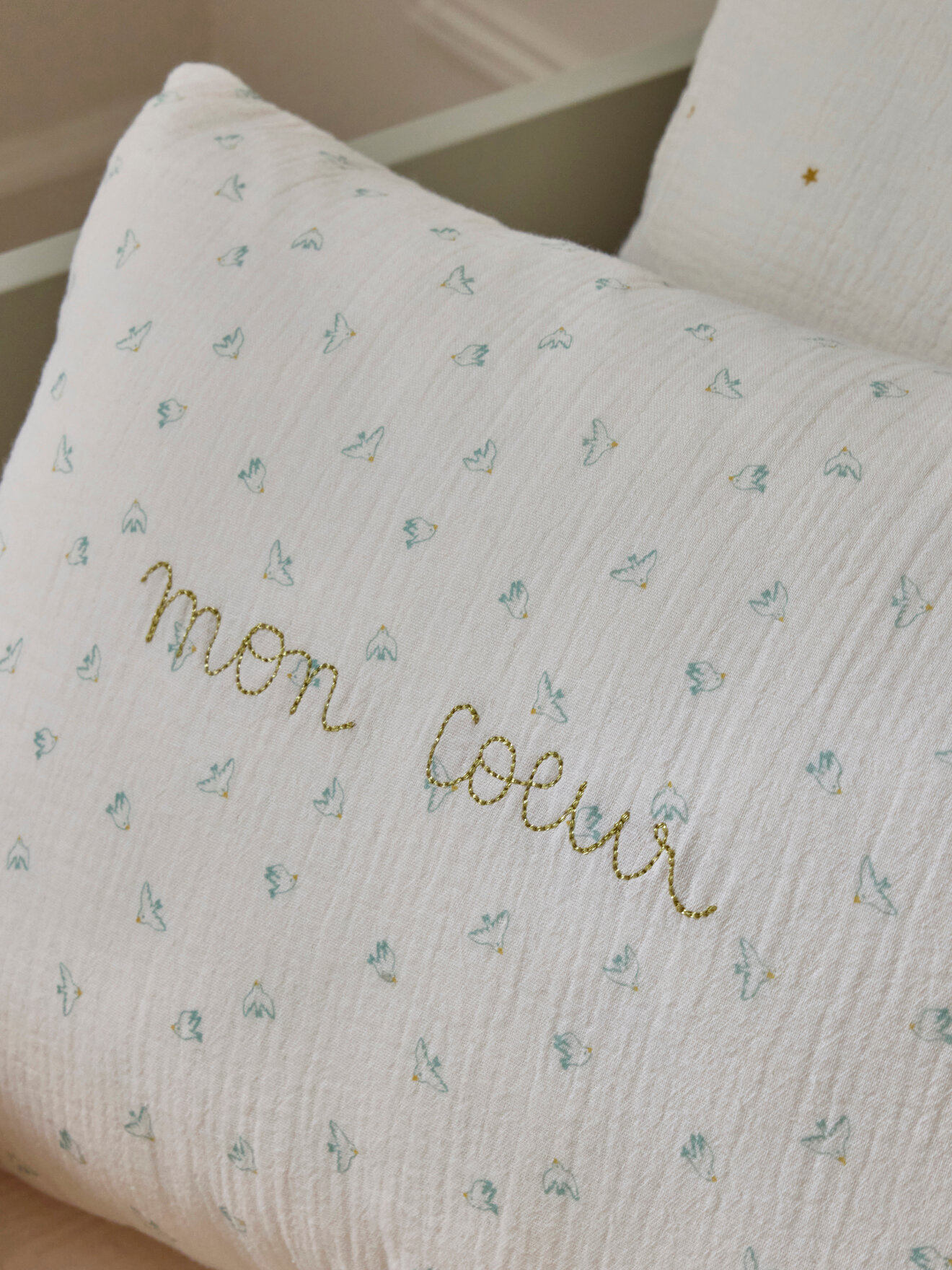Coussin "mon coeur" en gaze de coton hirondelles CYRILLUS Beige