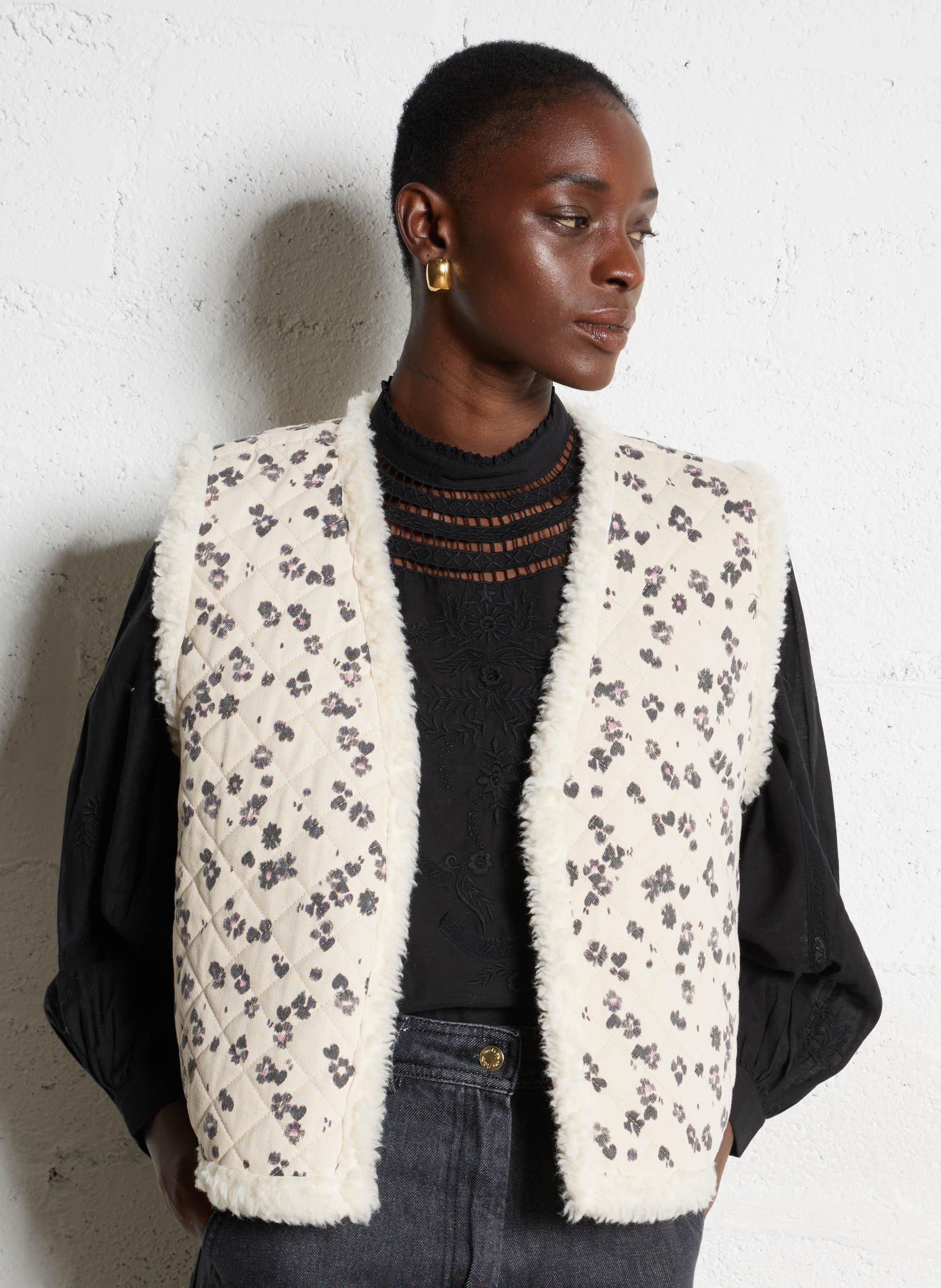 Katoenen jasje met ronde hals DES PETITS HAUTS Wit