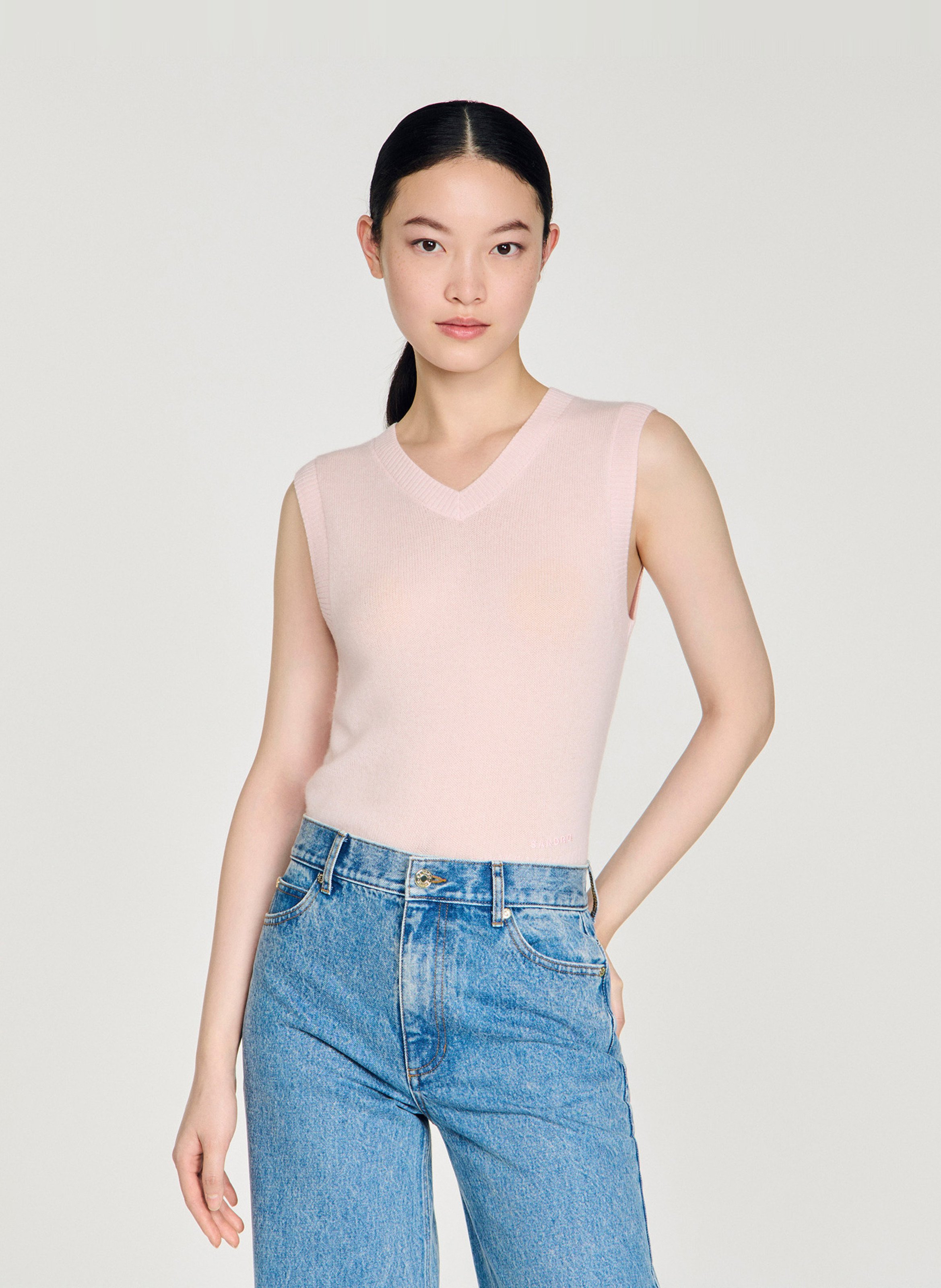 Top col v en laine mélangée SANDRO Rose