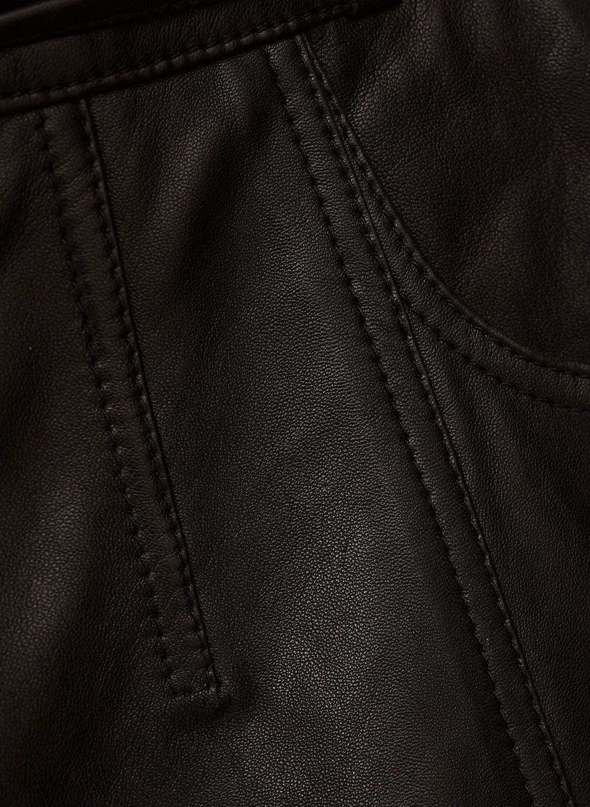 Short droit en cuir BA&SH Noir