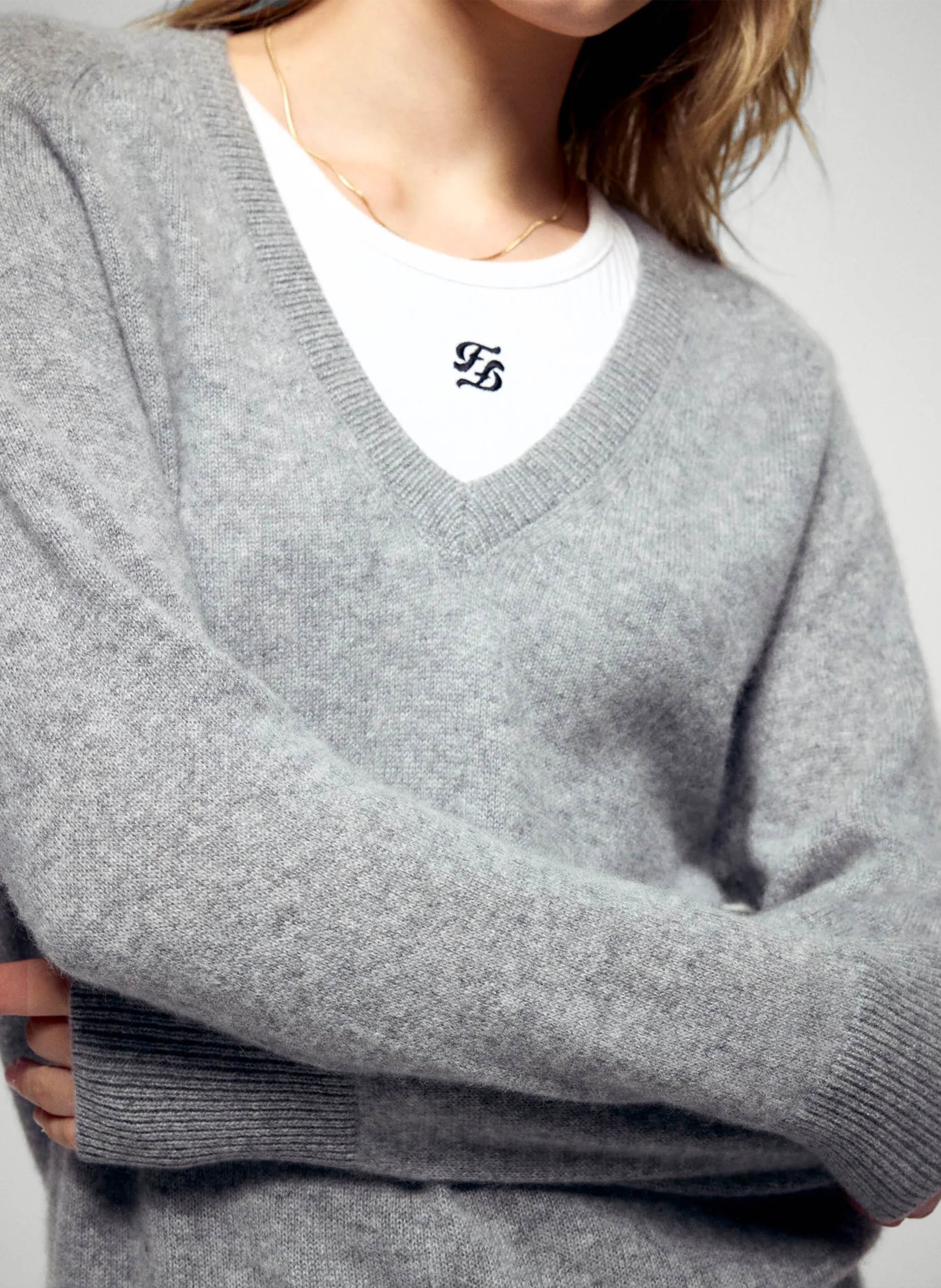 V-neck oversized cashmere sweater FROM FUTURE Grey