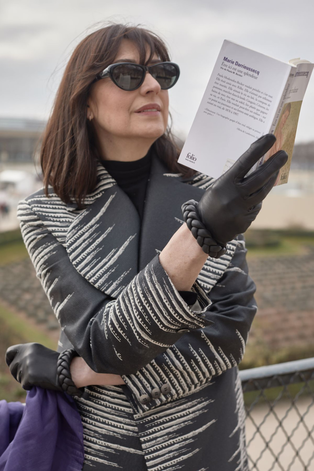 Lula leather gloves lined with silk AGNELLE Black