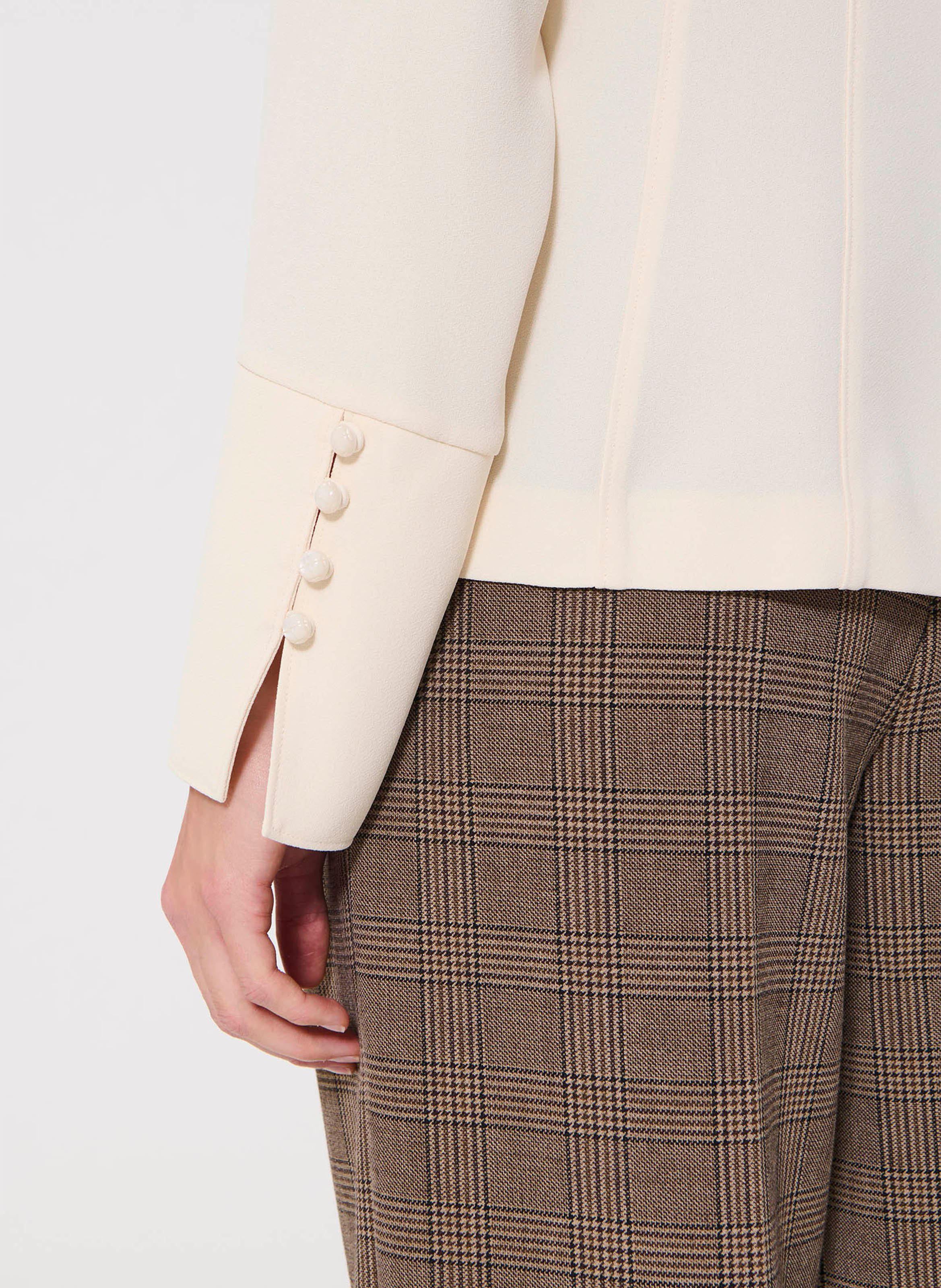 Rundhalsausschnitt-Top in Uni mit 3/4-Ärmeln TARA JARMON Beige