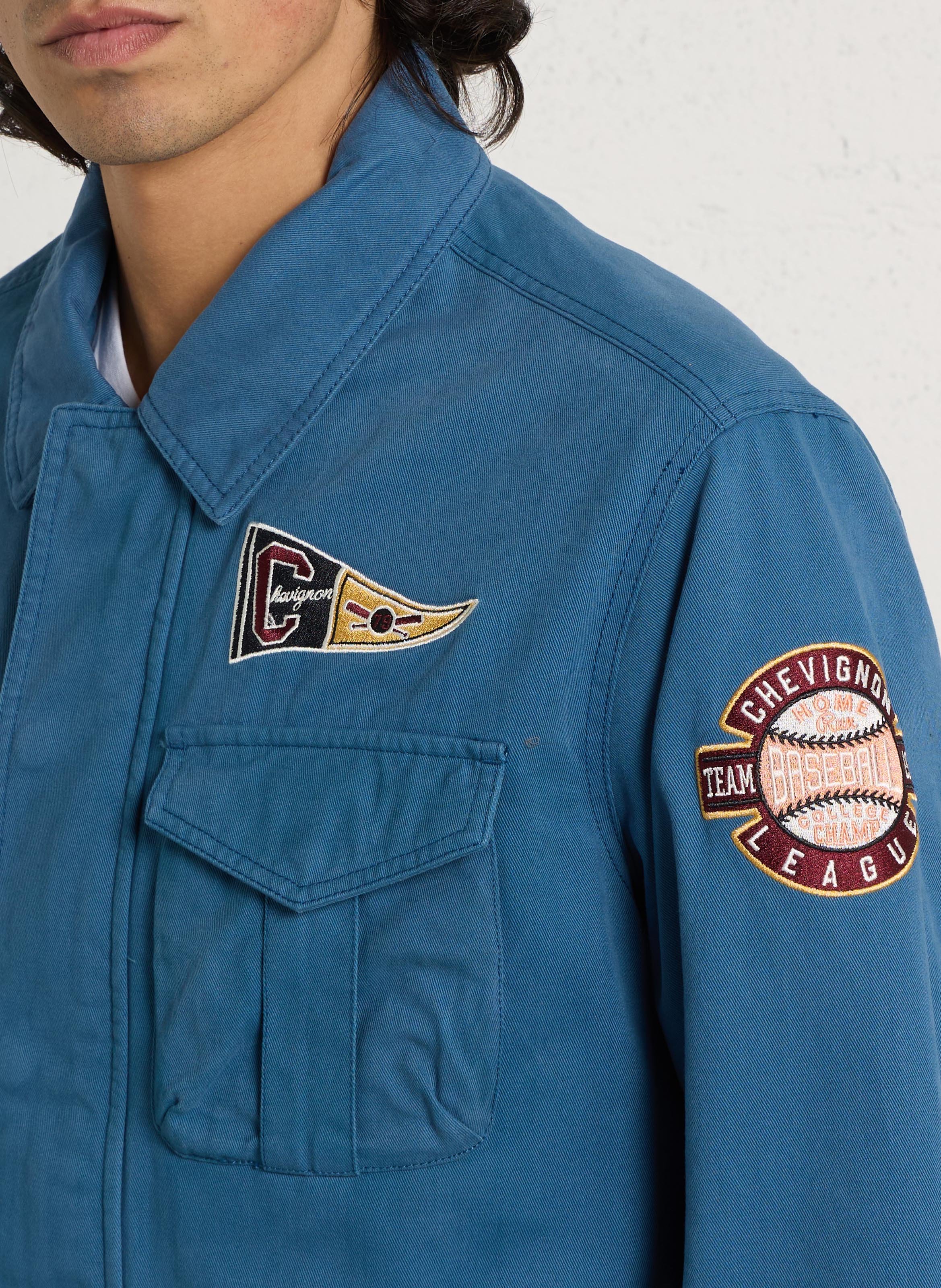 Rechte blouson met klassieke kraag van katoen. CHEVIGNON Blauw