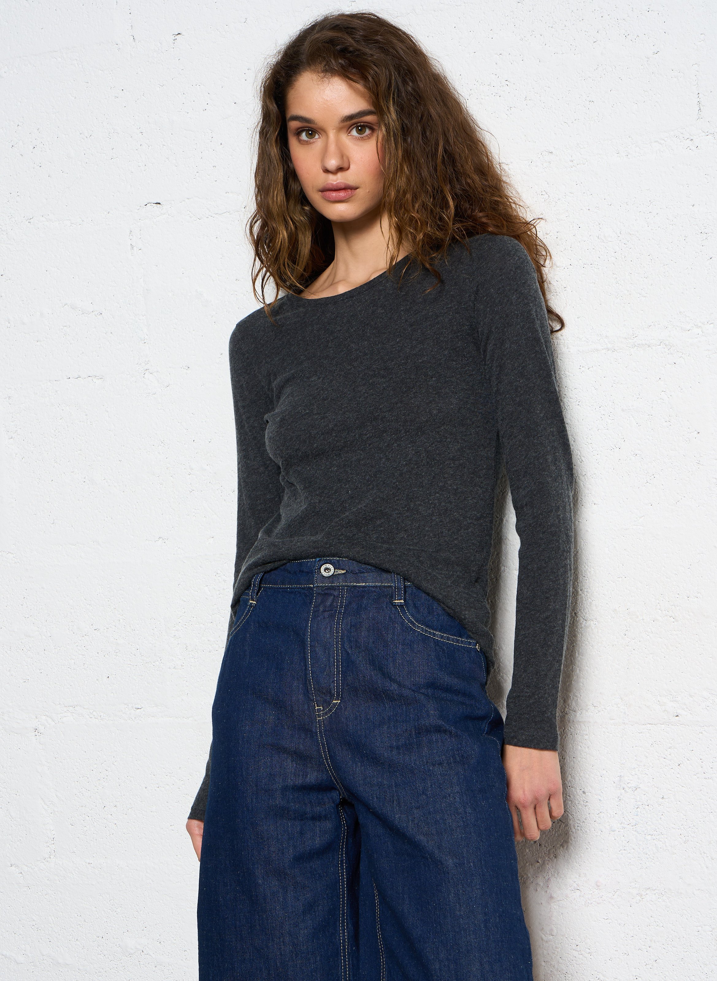 Tee-shirt col rond en coton et cachemire mélangé MAJESTIC FILATURES Gris