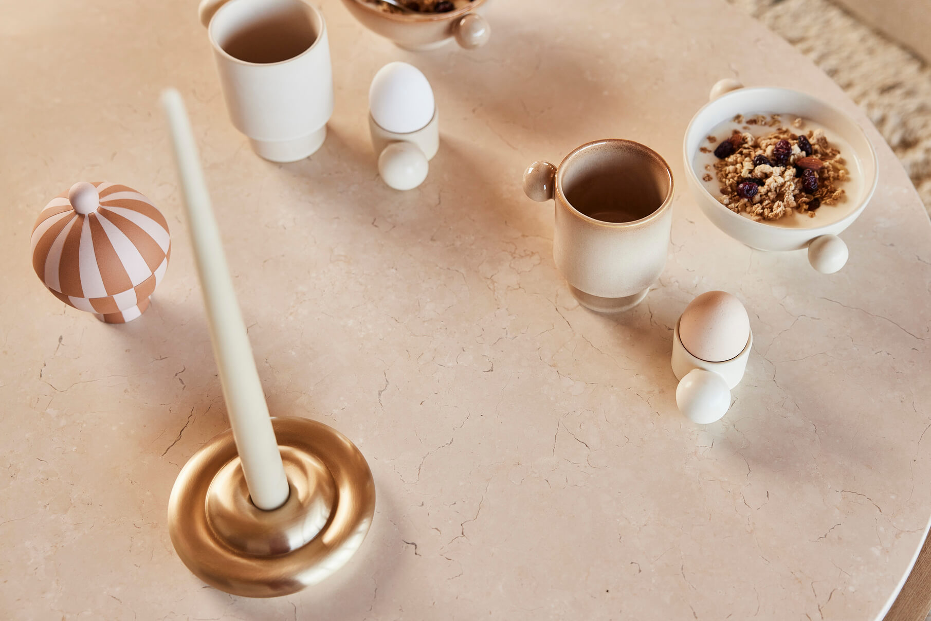 Stoneware candy jar Pink