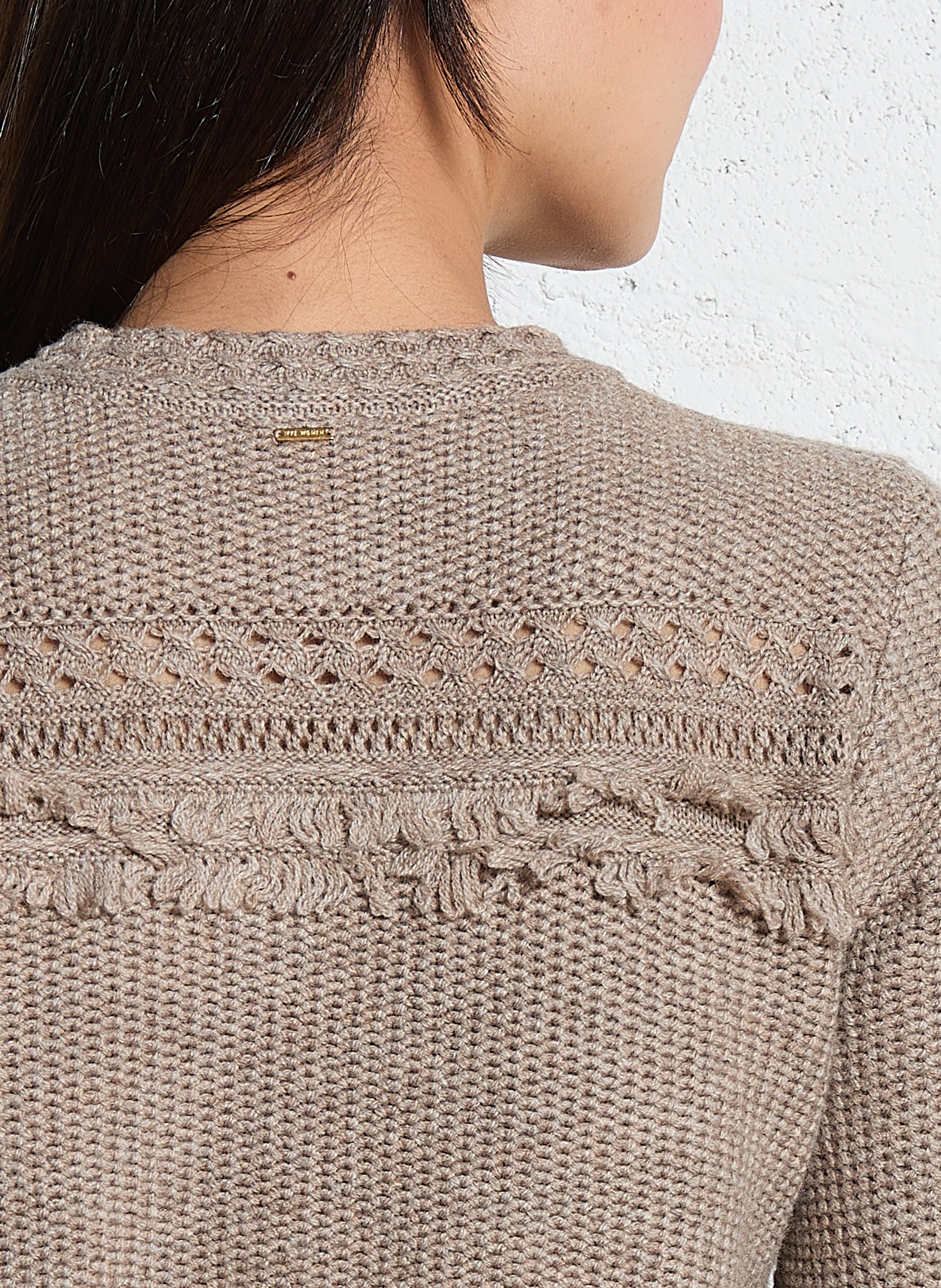 Short fitted cardigan in fancy knit IKKS Beige