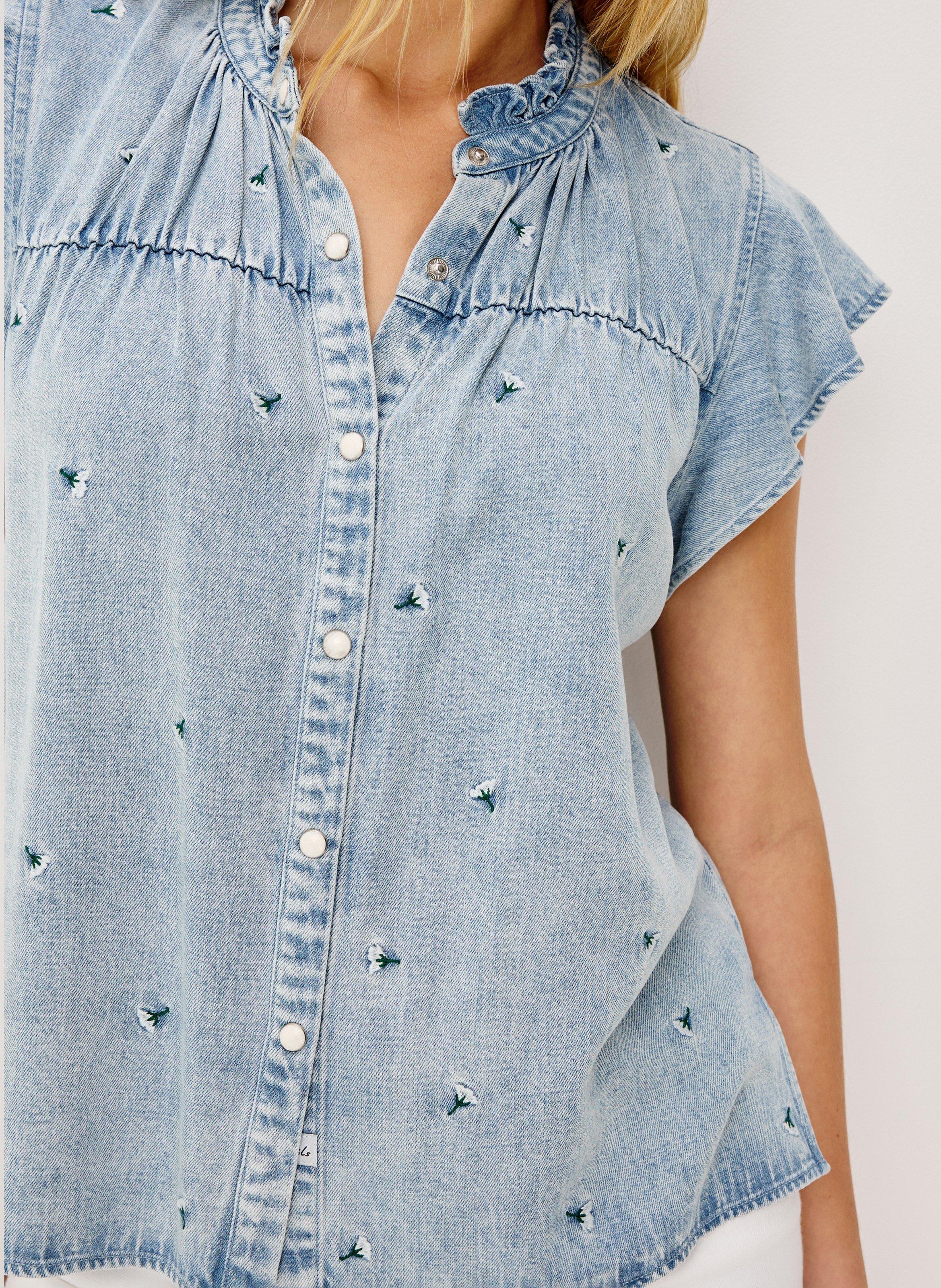 Round neck blouse with ruffles RAILS Blue