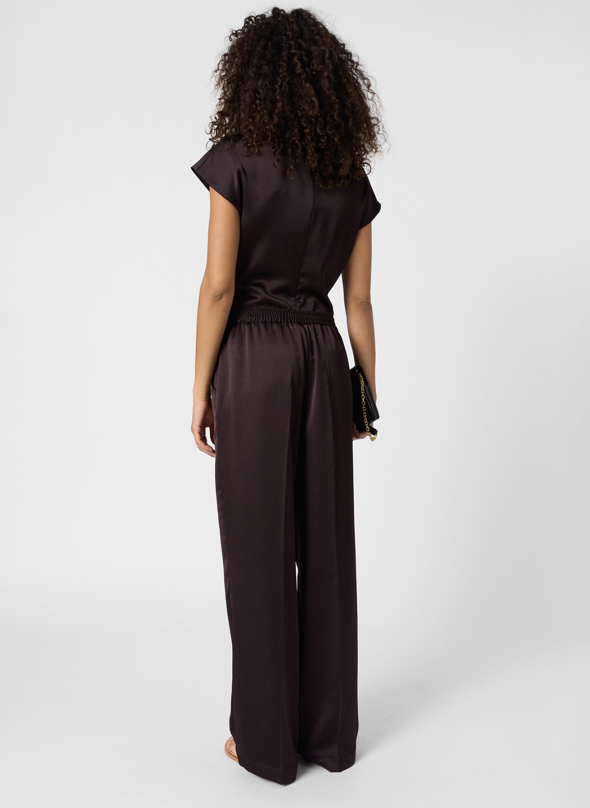 Hoch sitzende gerade Hose aus einfarbigem Satin GERARD DAREL Braun