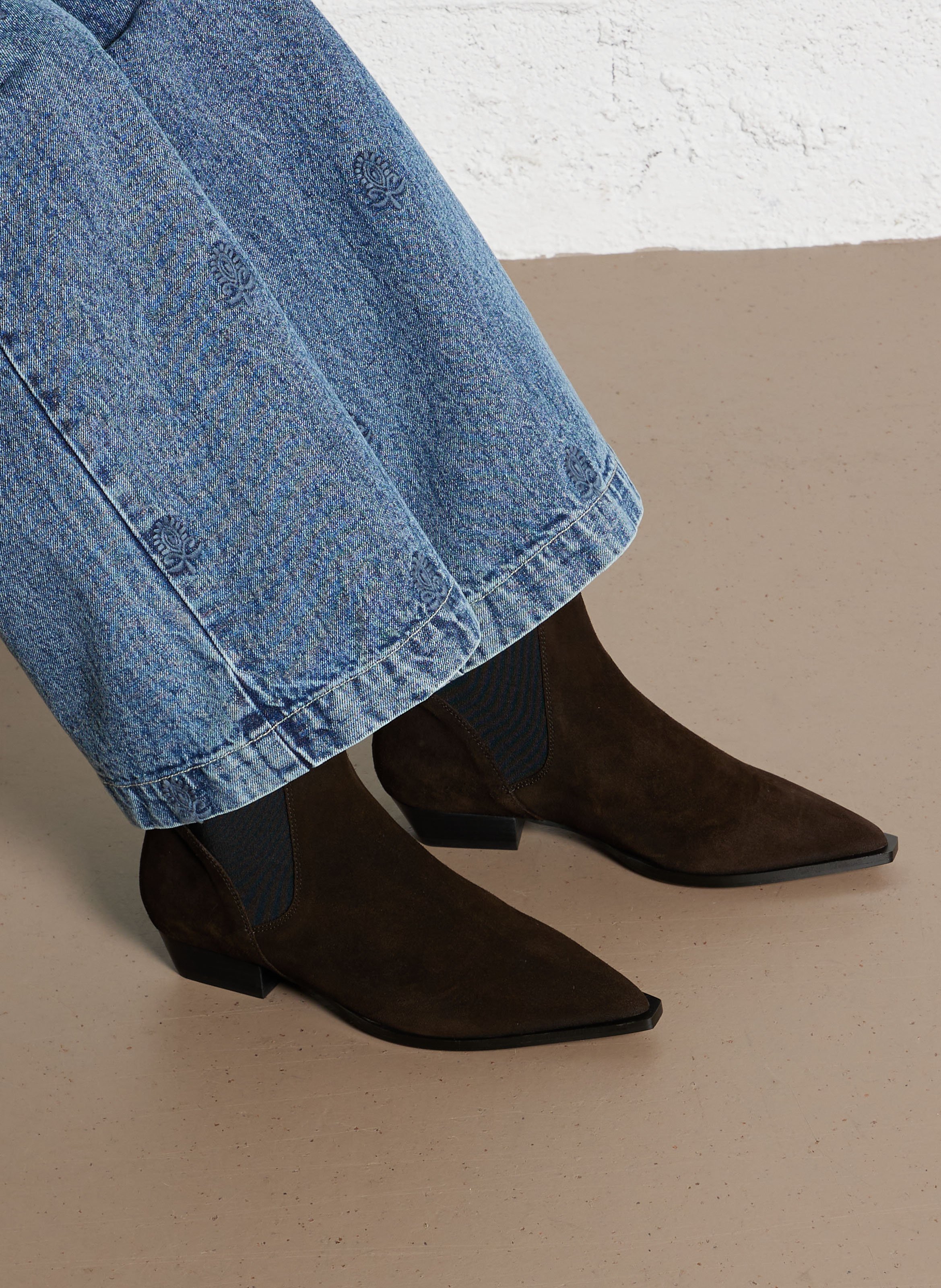 Bottines en cuir velours ANGEL ALARCON Marron