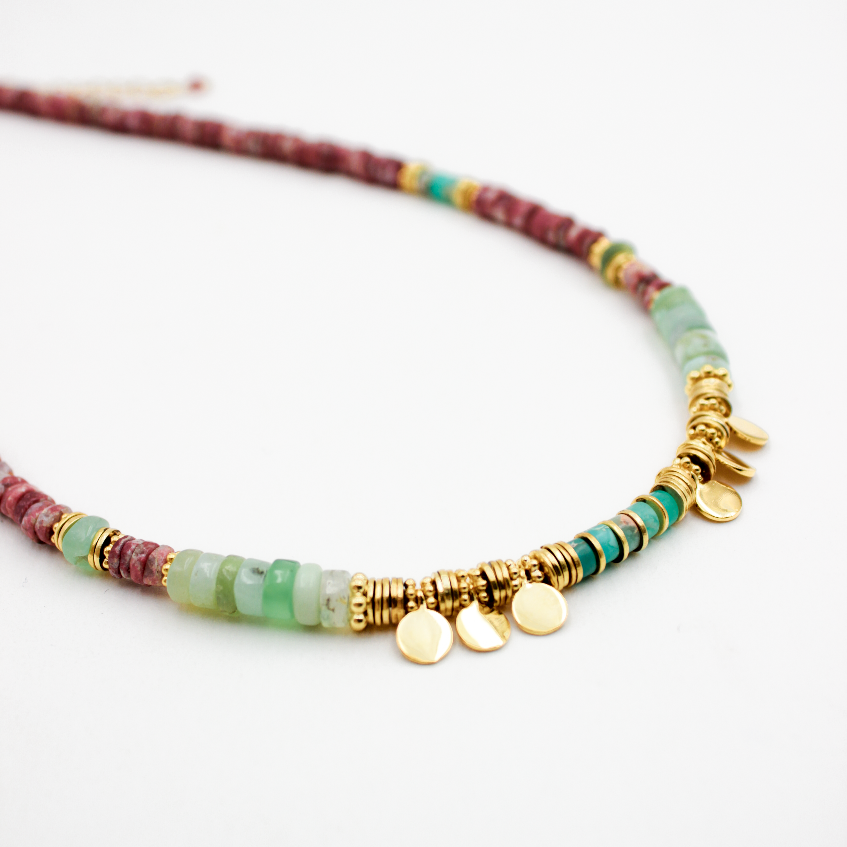 Collier heishi et médaillons - christelle L'ATELIER DES DAMES Doré