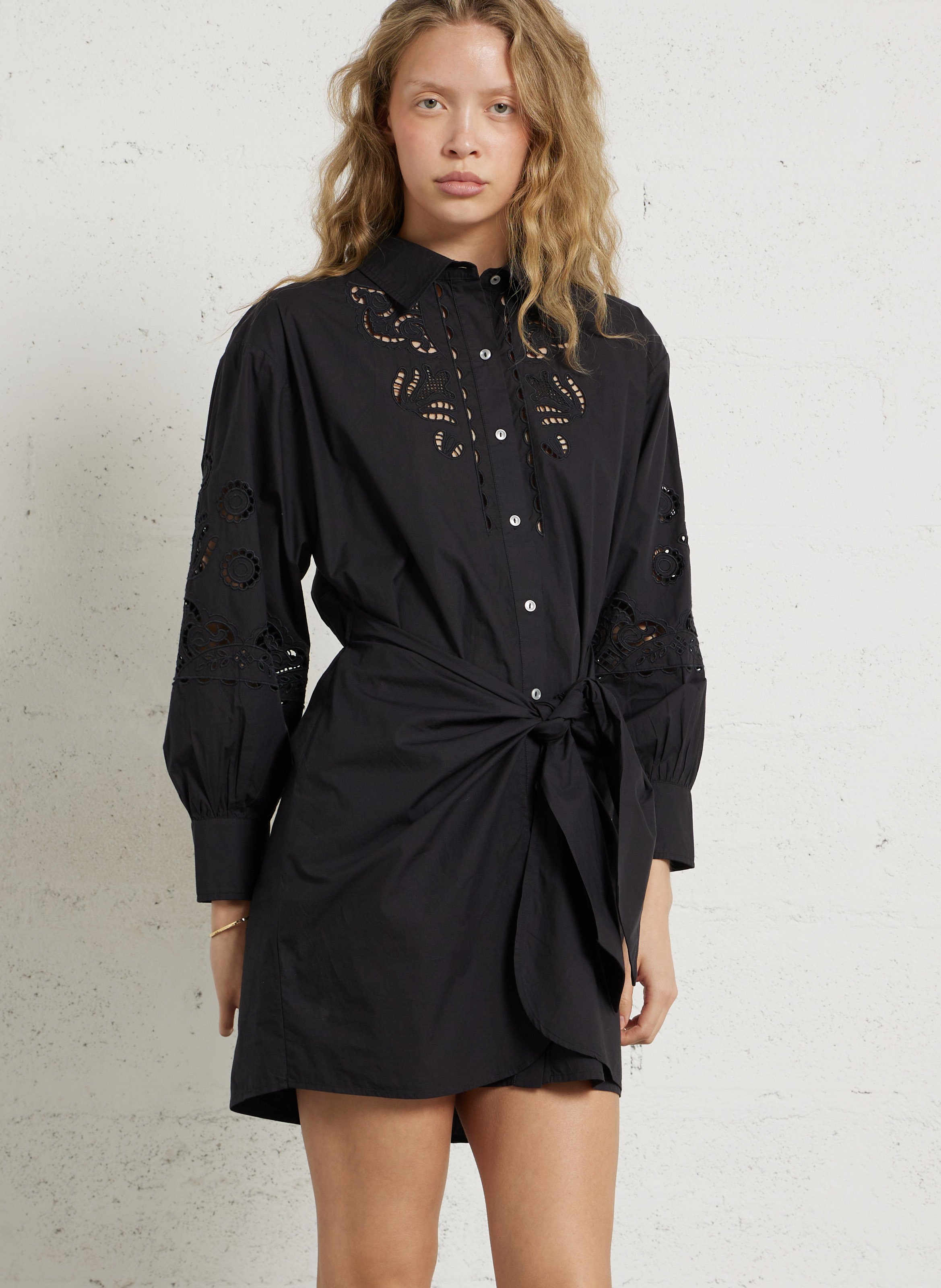 Jurk met geborduurd overhemd van biologisch katoen LOUISE MISHA Zwart