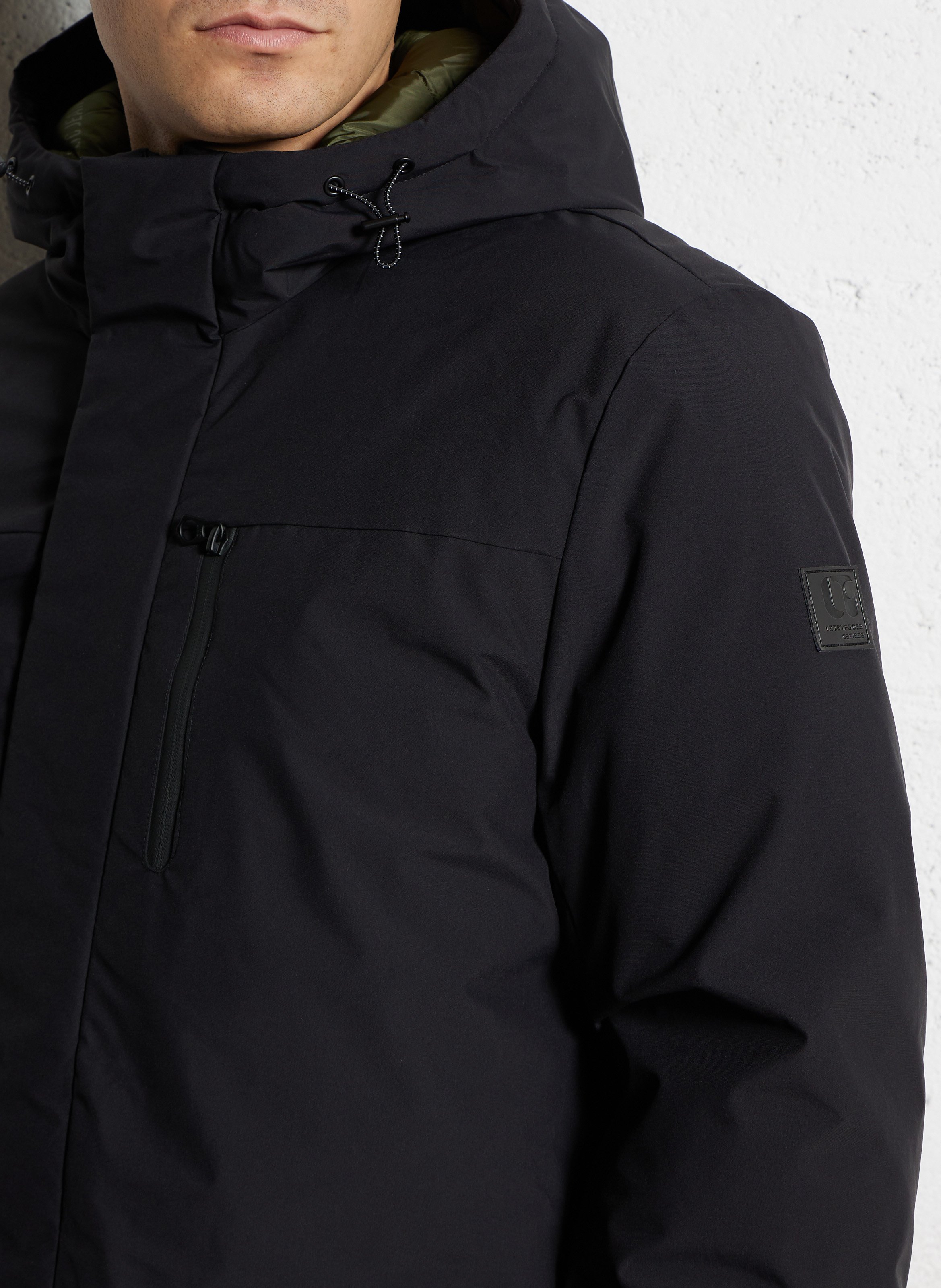 . LE TEMPS DES CERISES Zwart