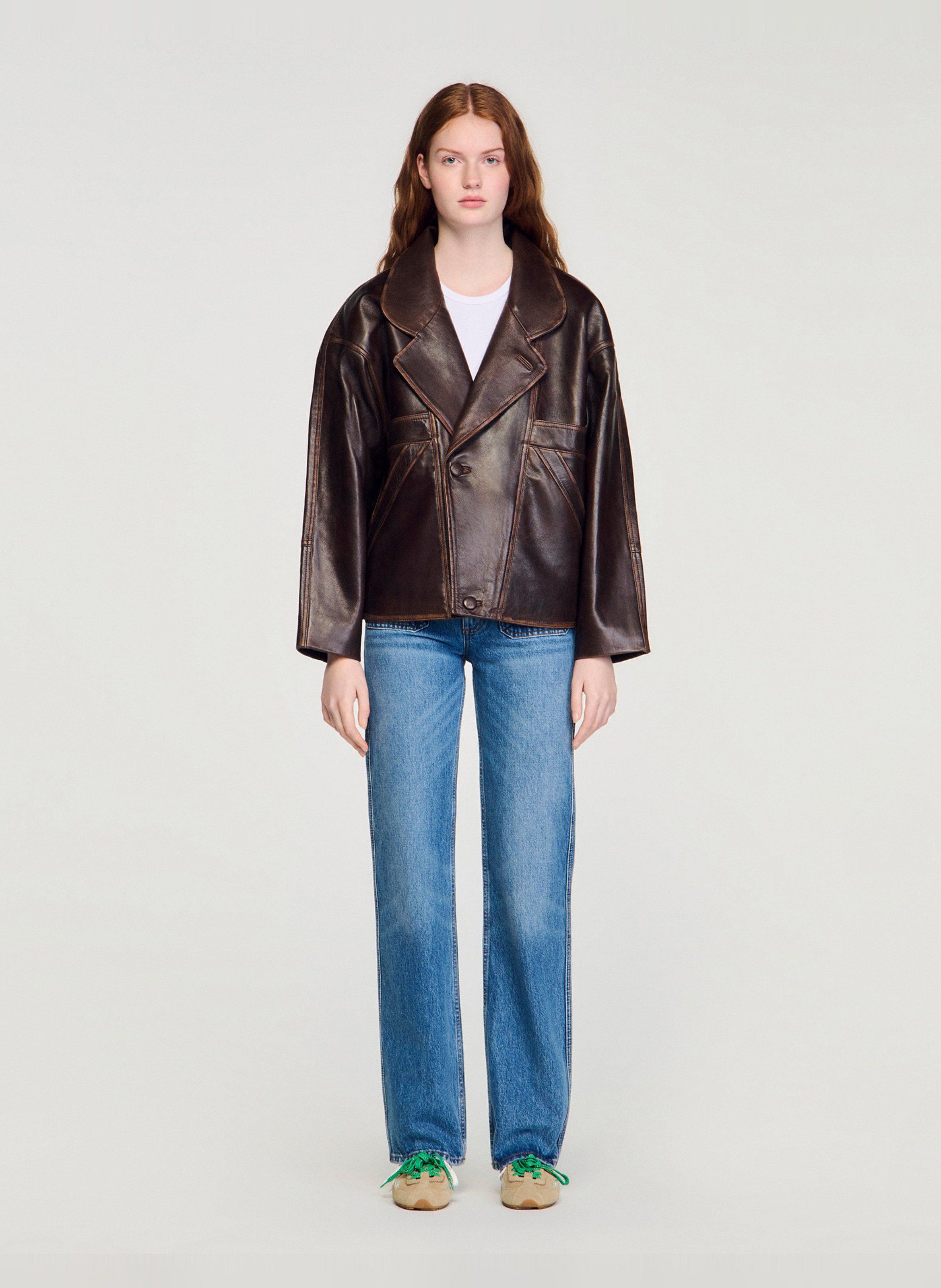 Kort, leren jasje met klassieke kraag SANDRO Bruin