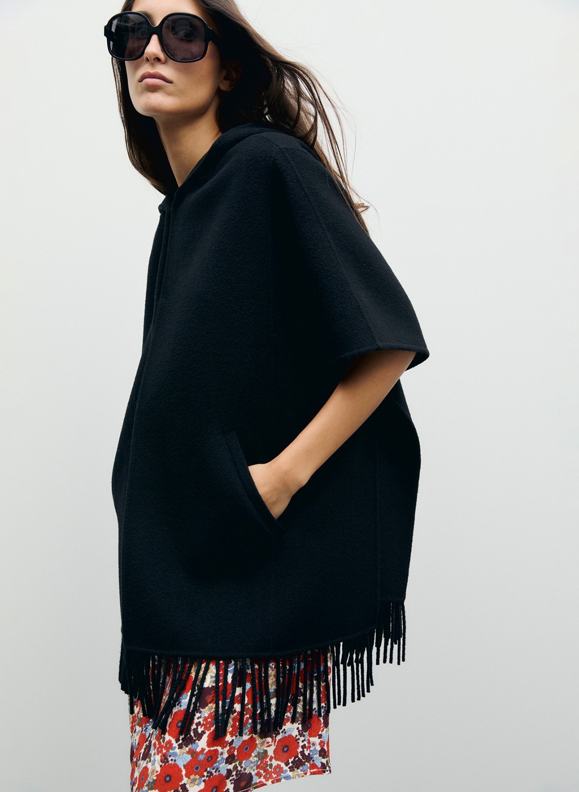 Weites Cape aus Wollmix GERARD DAREL Schwarz