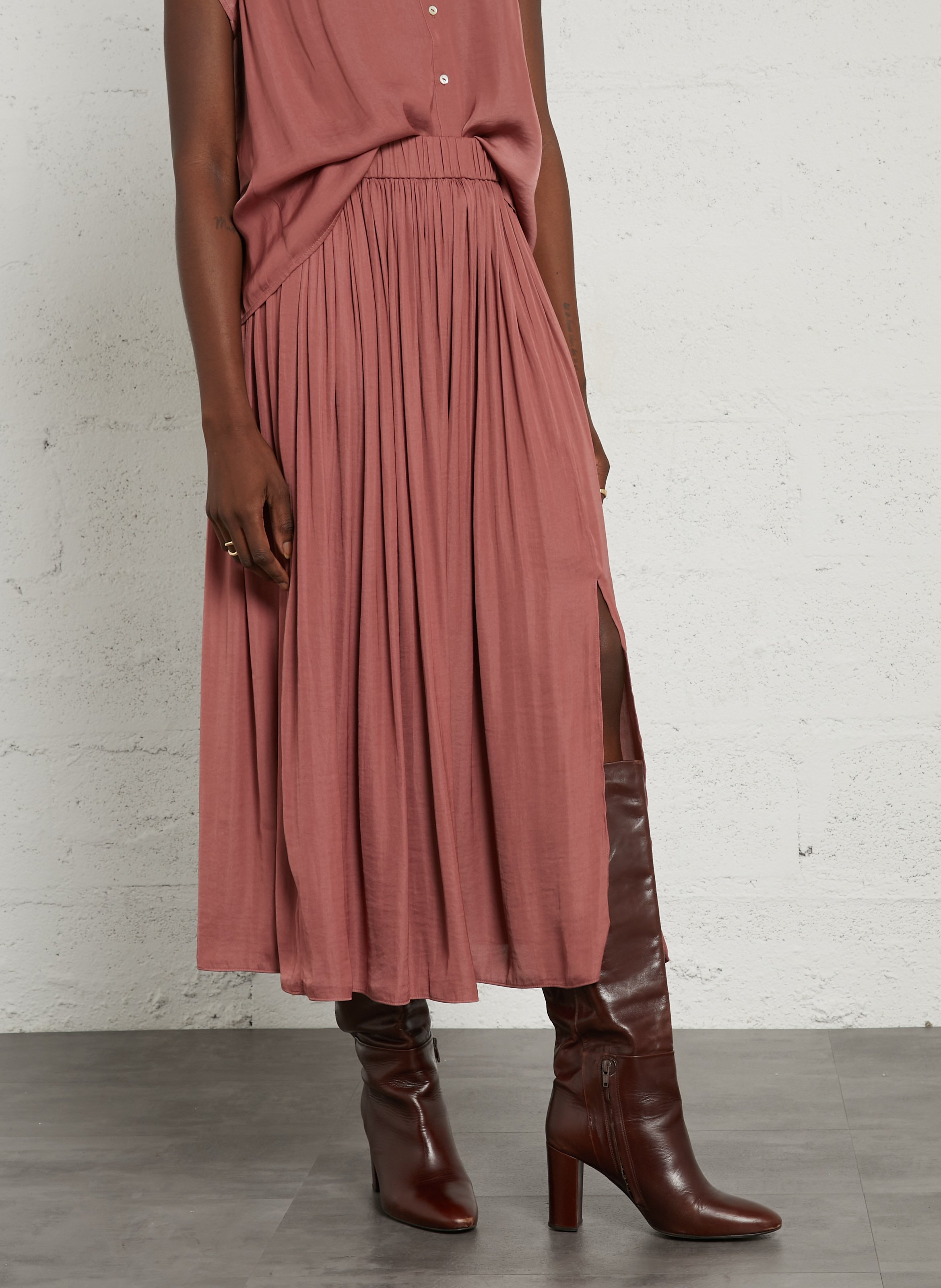 Falda midi fluida de talle alto MAISON 123