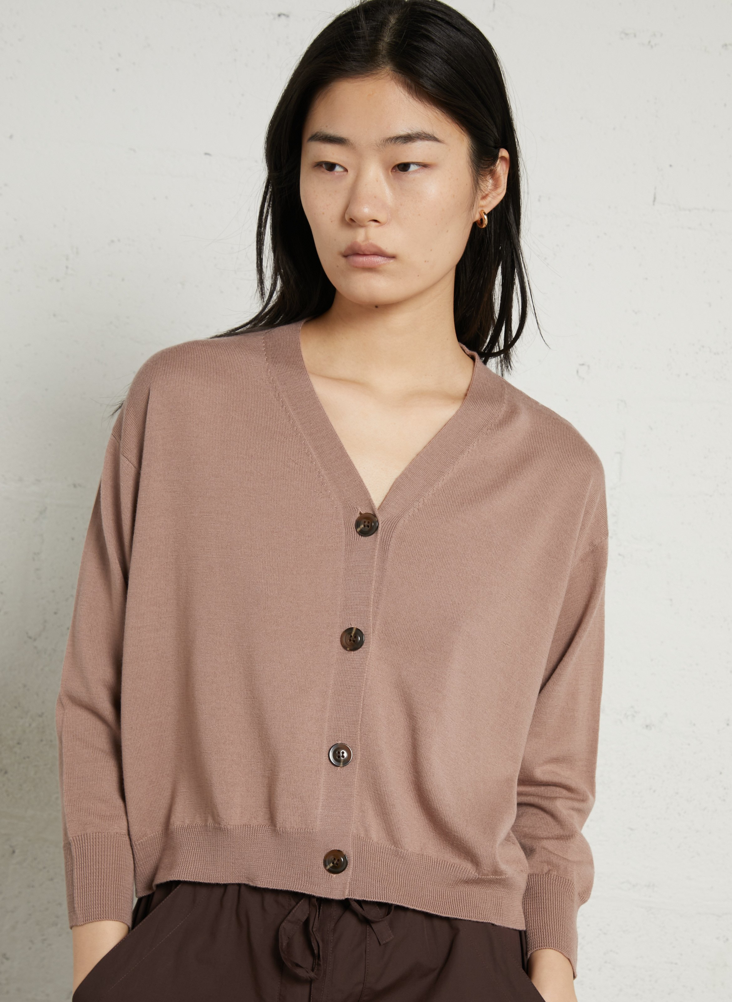 Cardigan à col V en laine  SOEUR Rose