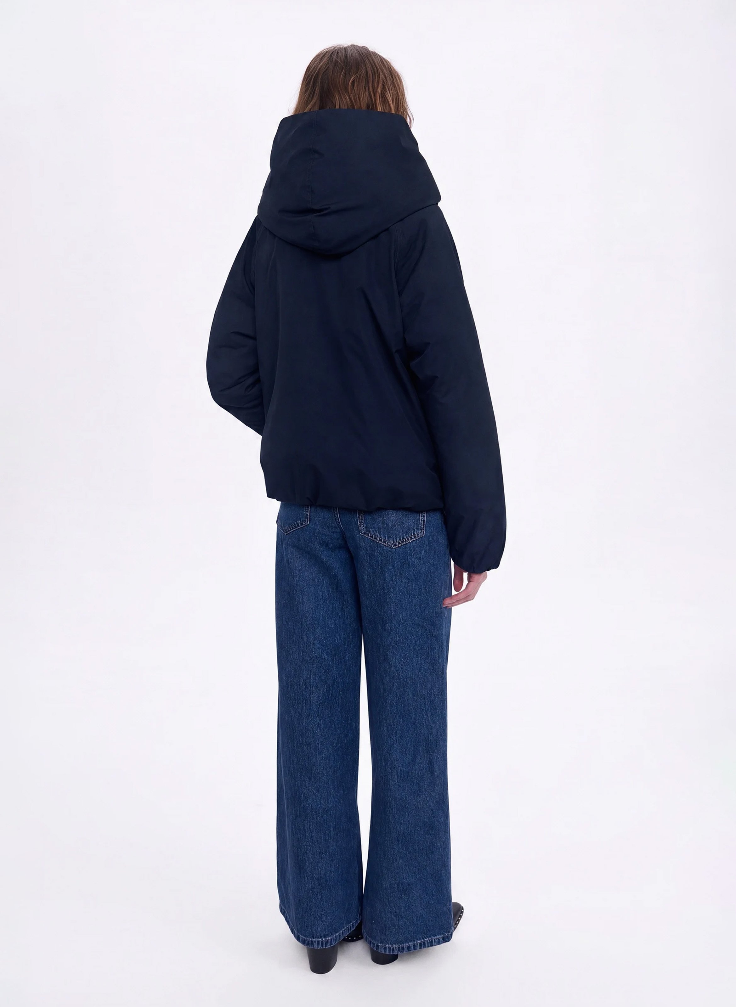 Gerade geschnittene Steppjacke mit Kapuze VANESSA BRUNO Blau