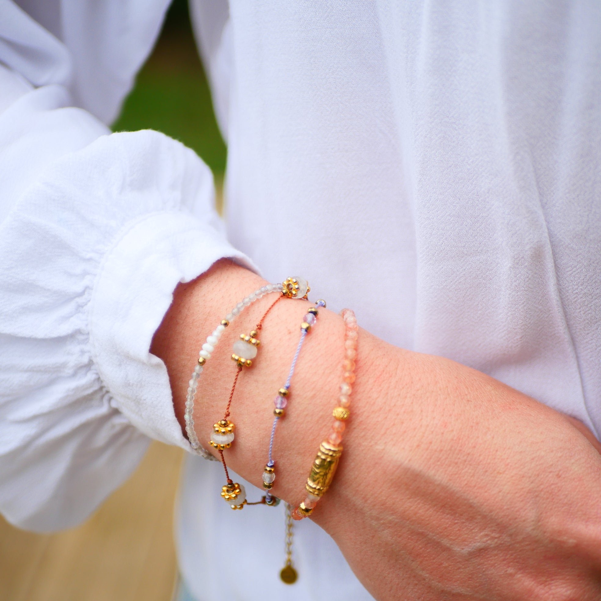 Moonstone clover bracelet GINANDGER White