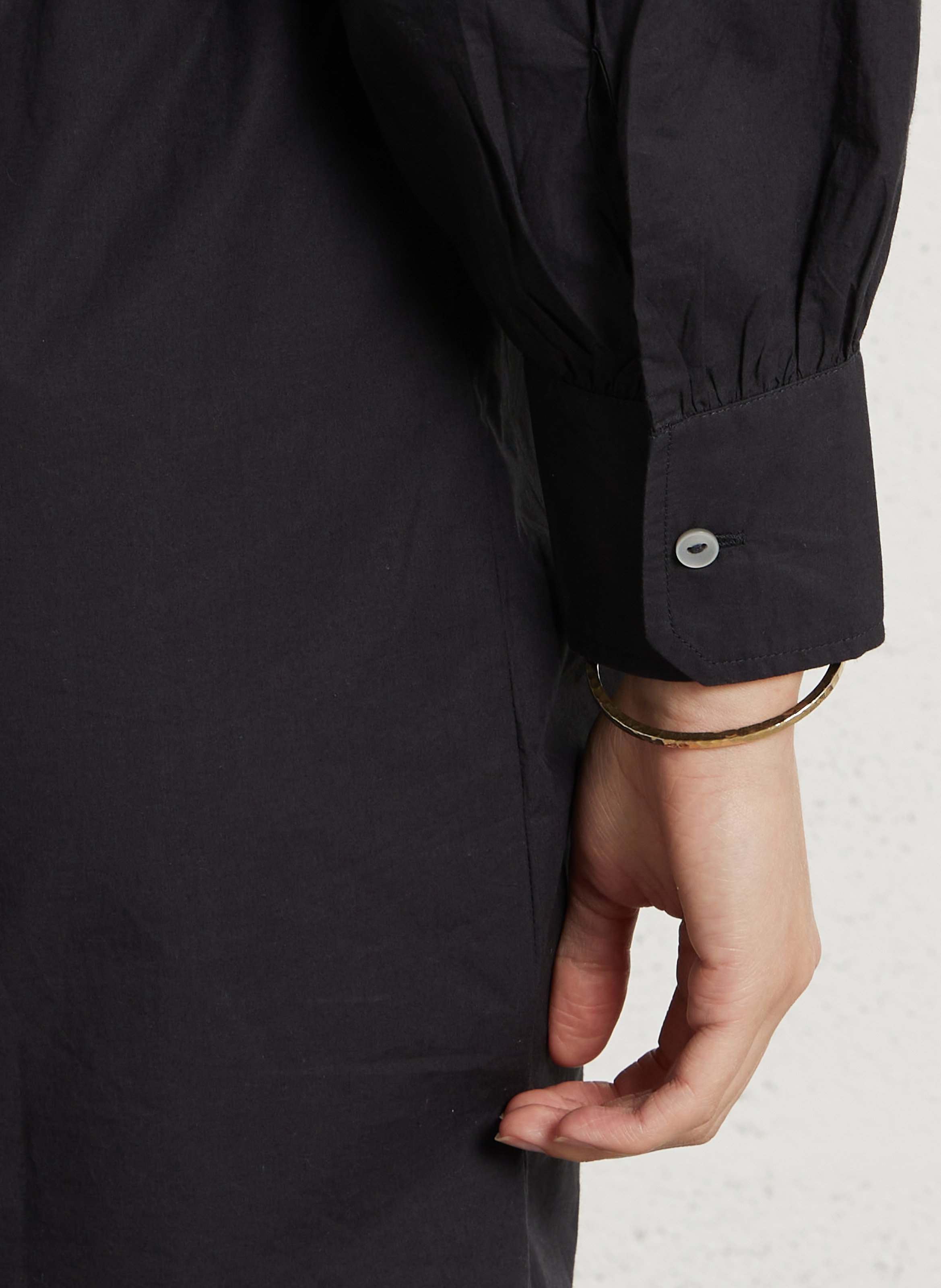 Jurk met geborduurd overhemd van biologisch katoen LOUISE MISHA Zwart