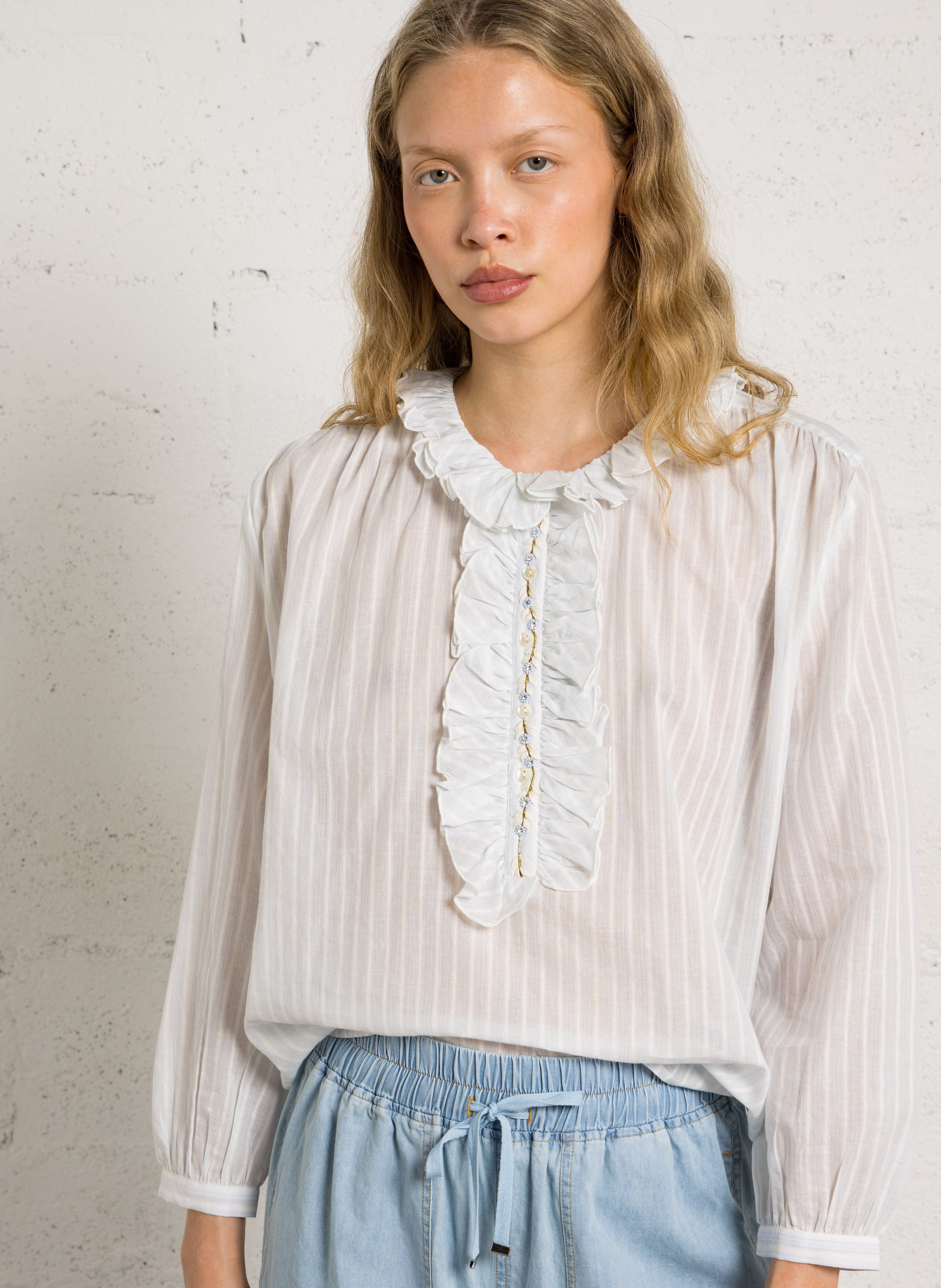 Bluse mit Rundhalsausschnitt und Volants BELLA JONES Blau