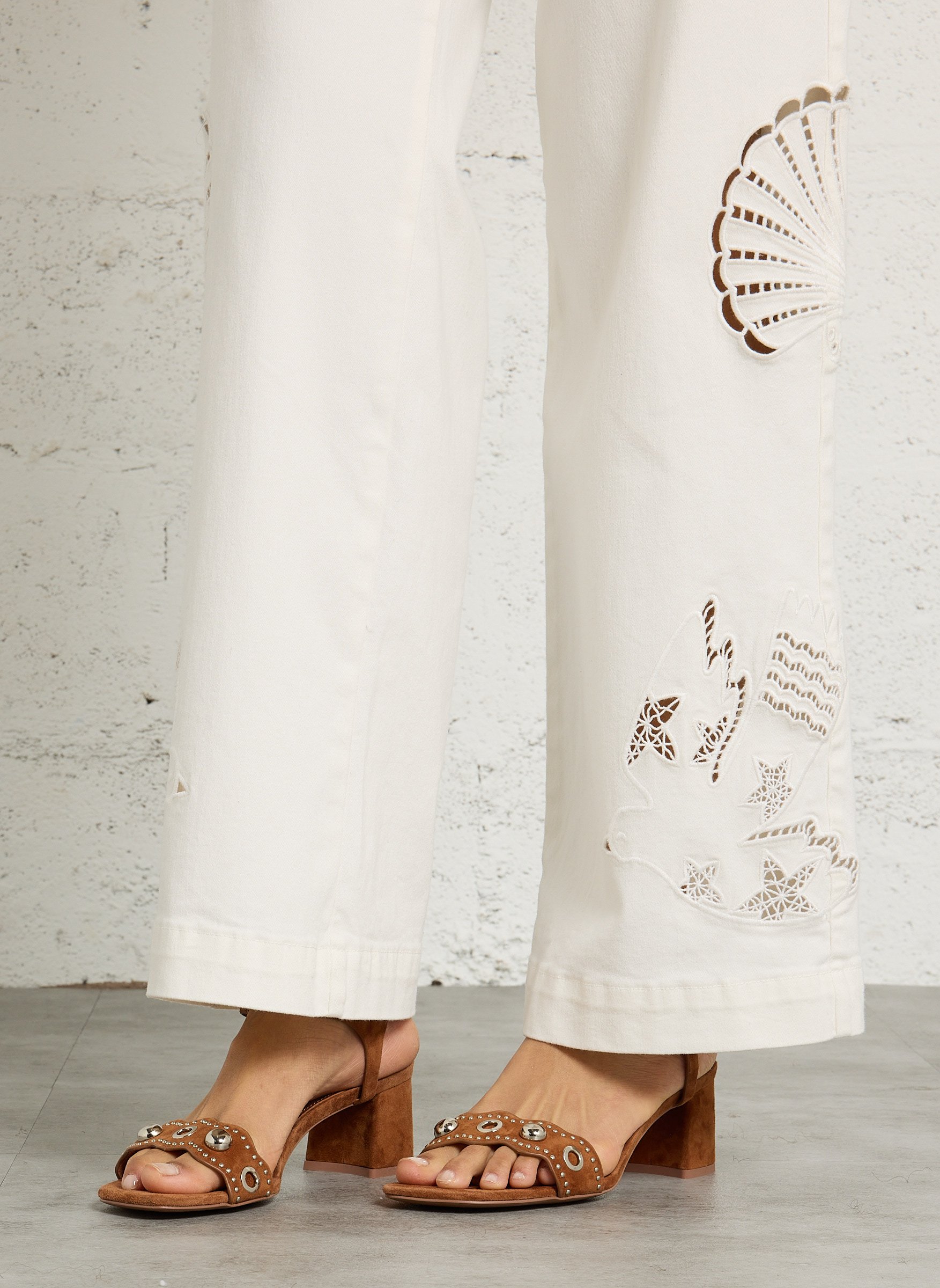 Sandales à talons cloutées en daim BIBI LOU Marron