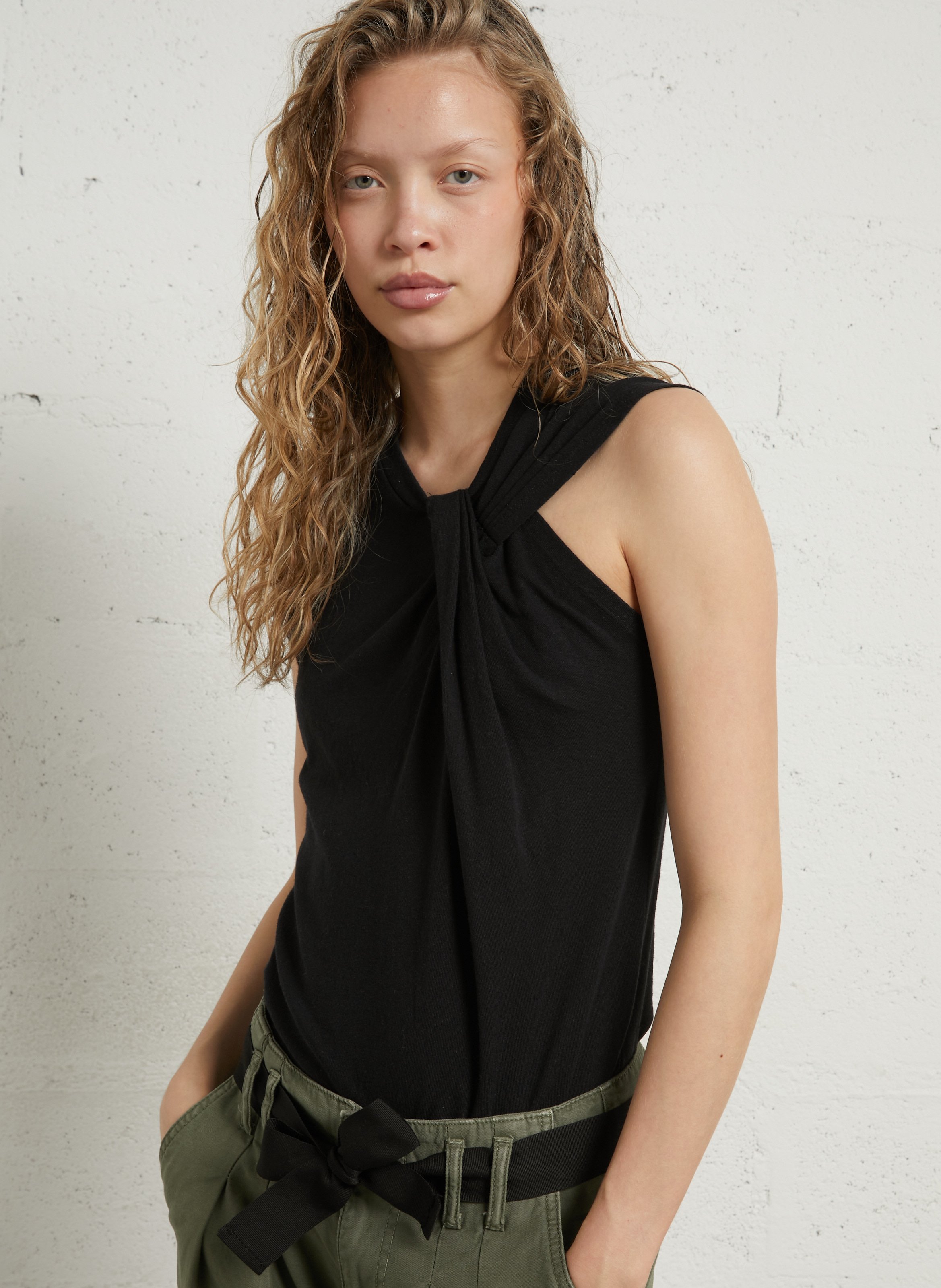 Débardeur col rond en lin mélangé MAJESTIC FILATURES Noir