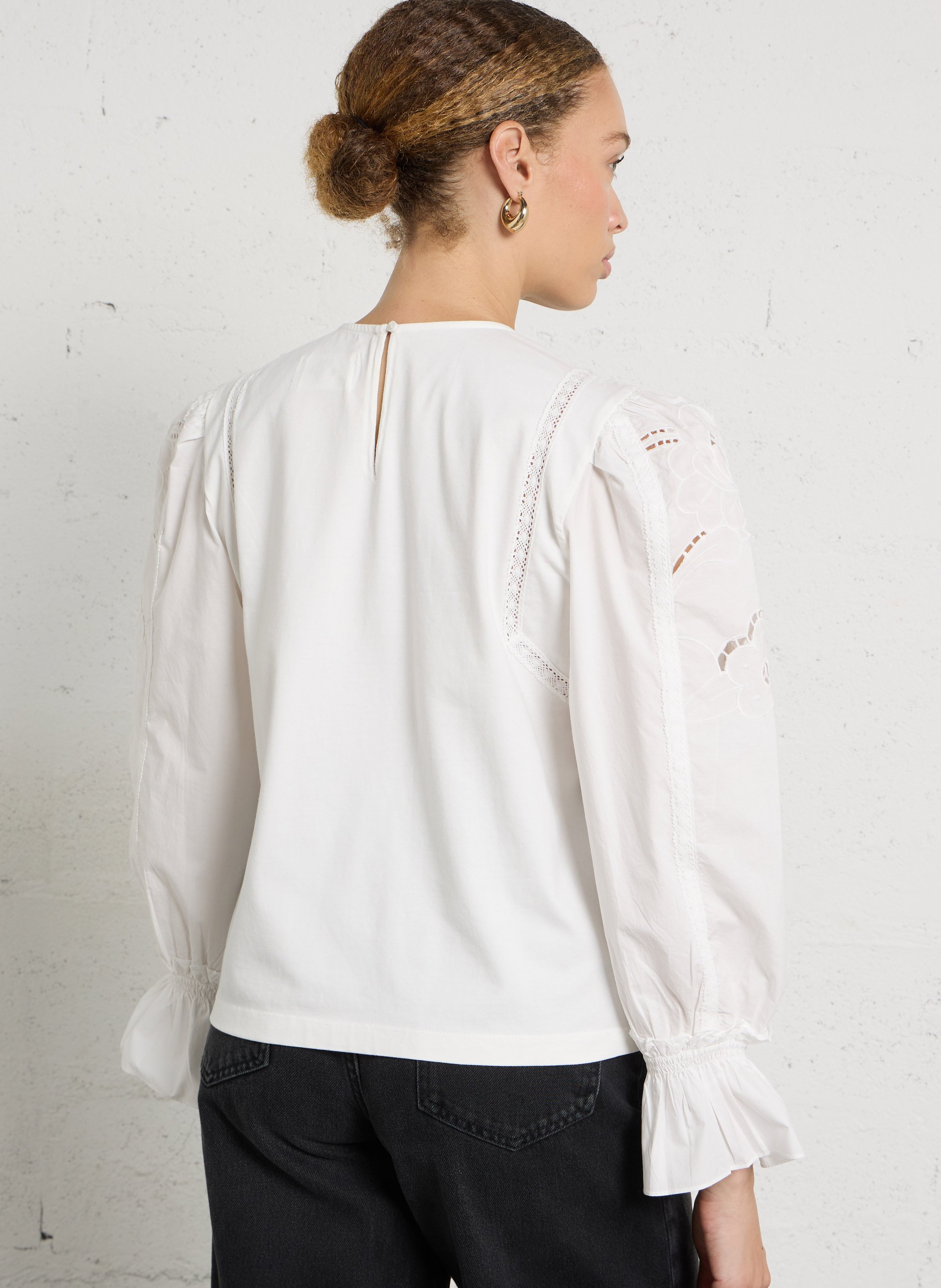 Straight top with embroidered sleeves DES PETITS HAUTS Beige