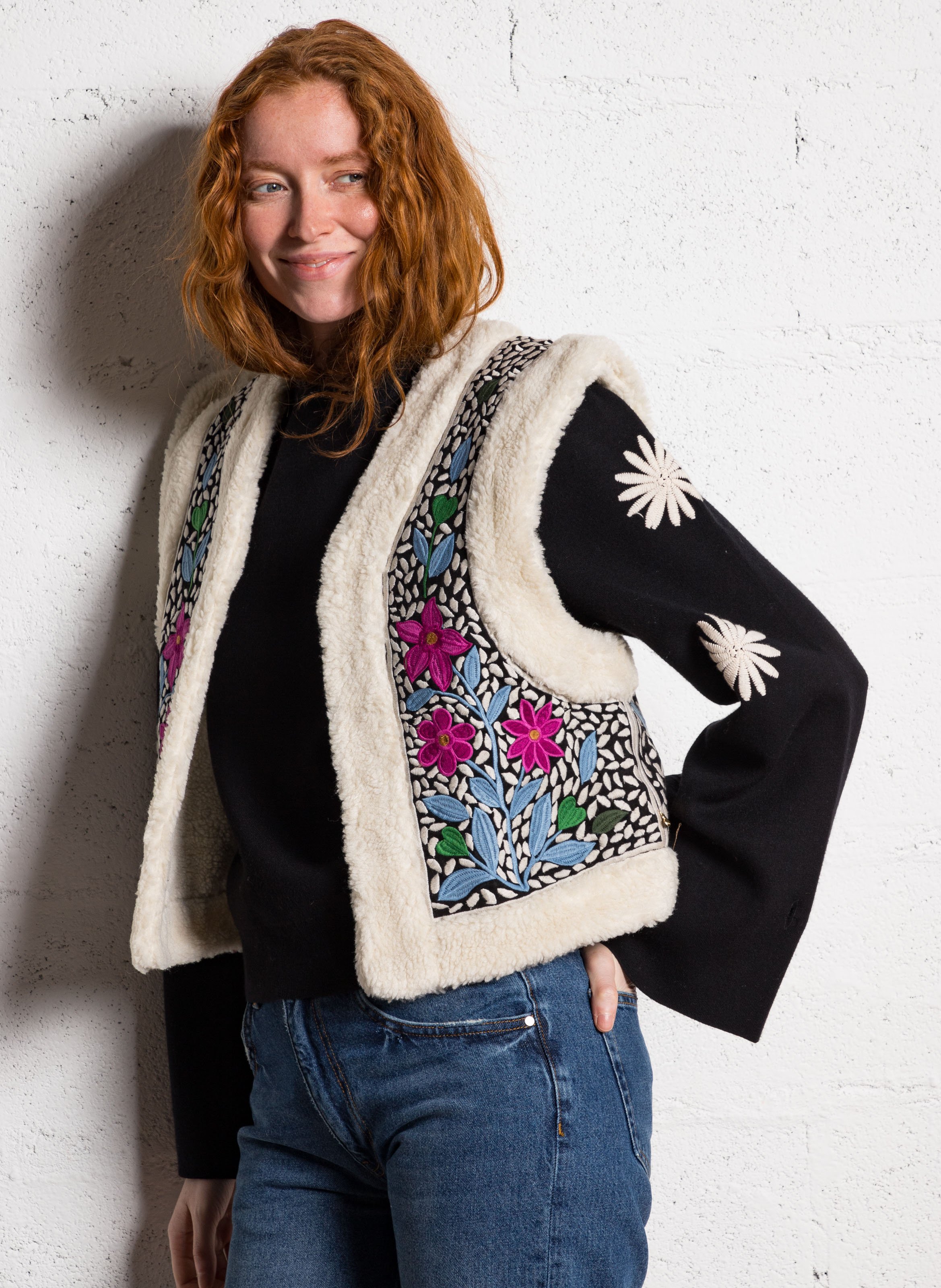 Geborduurde mouwloze jas FABIENNE CHAPOT Zwart