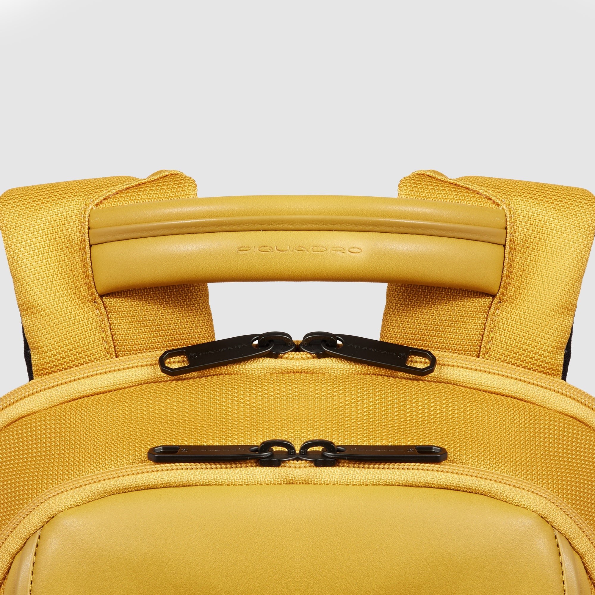 14" Laptop Travel Backpack PIQUADRO Yellow