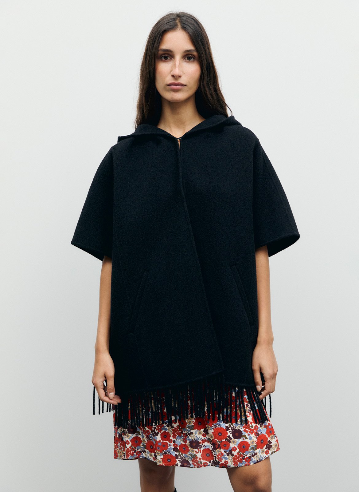 Weites Cape aus Wollmix GERARD DAREL Schwarz