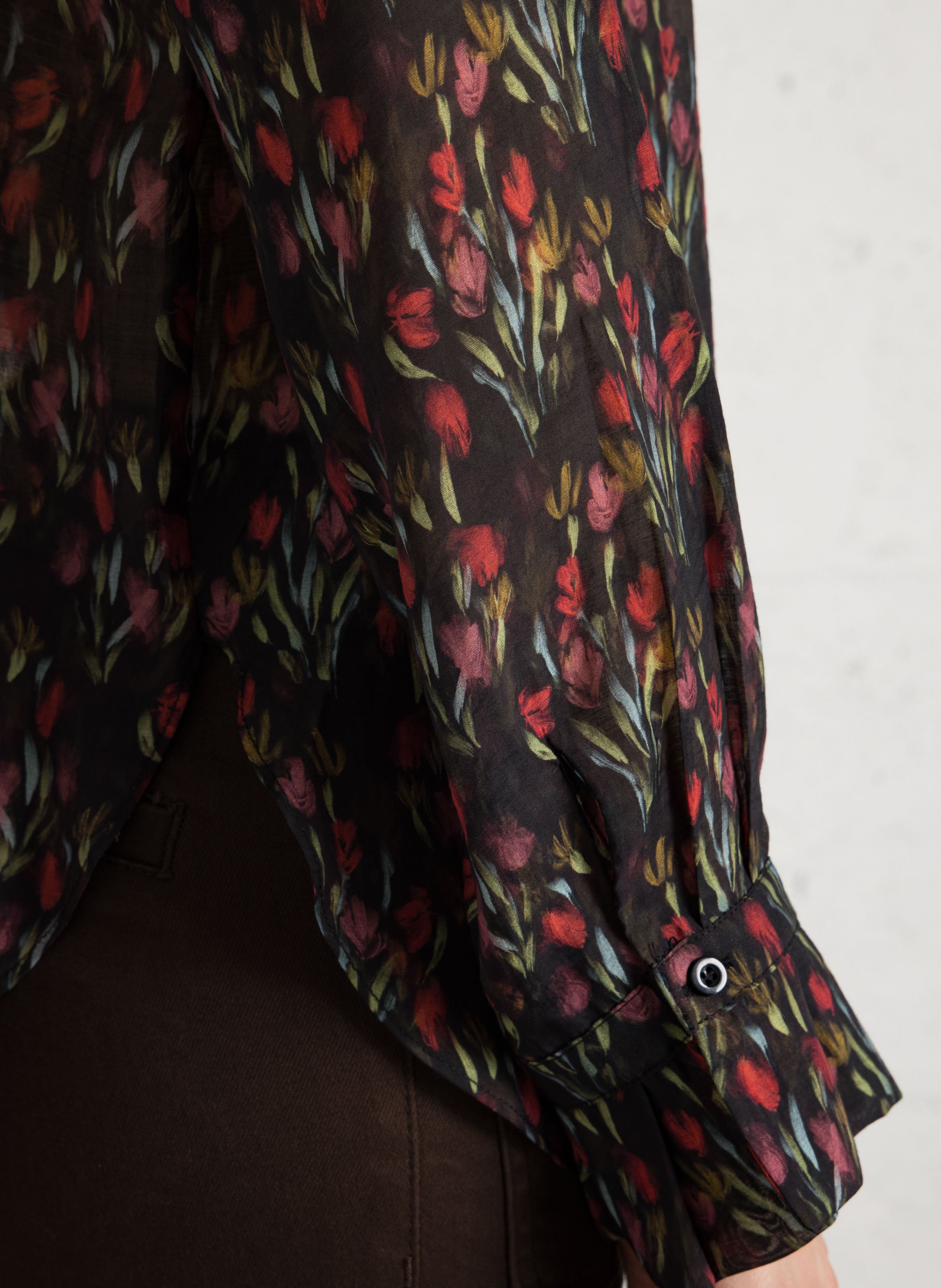 Chemise col montant à imprimé fleuri THE KORNER Noir