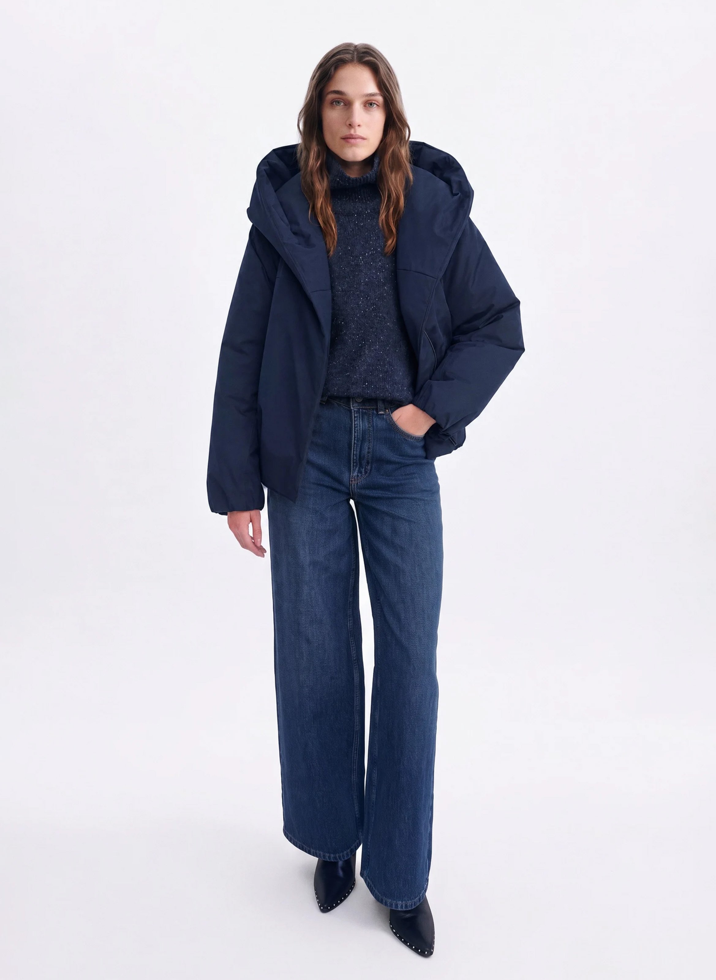 Gerade geschnittene Steppjacke mit Kapuze VANESSA BRUNO Blau