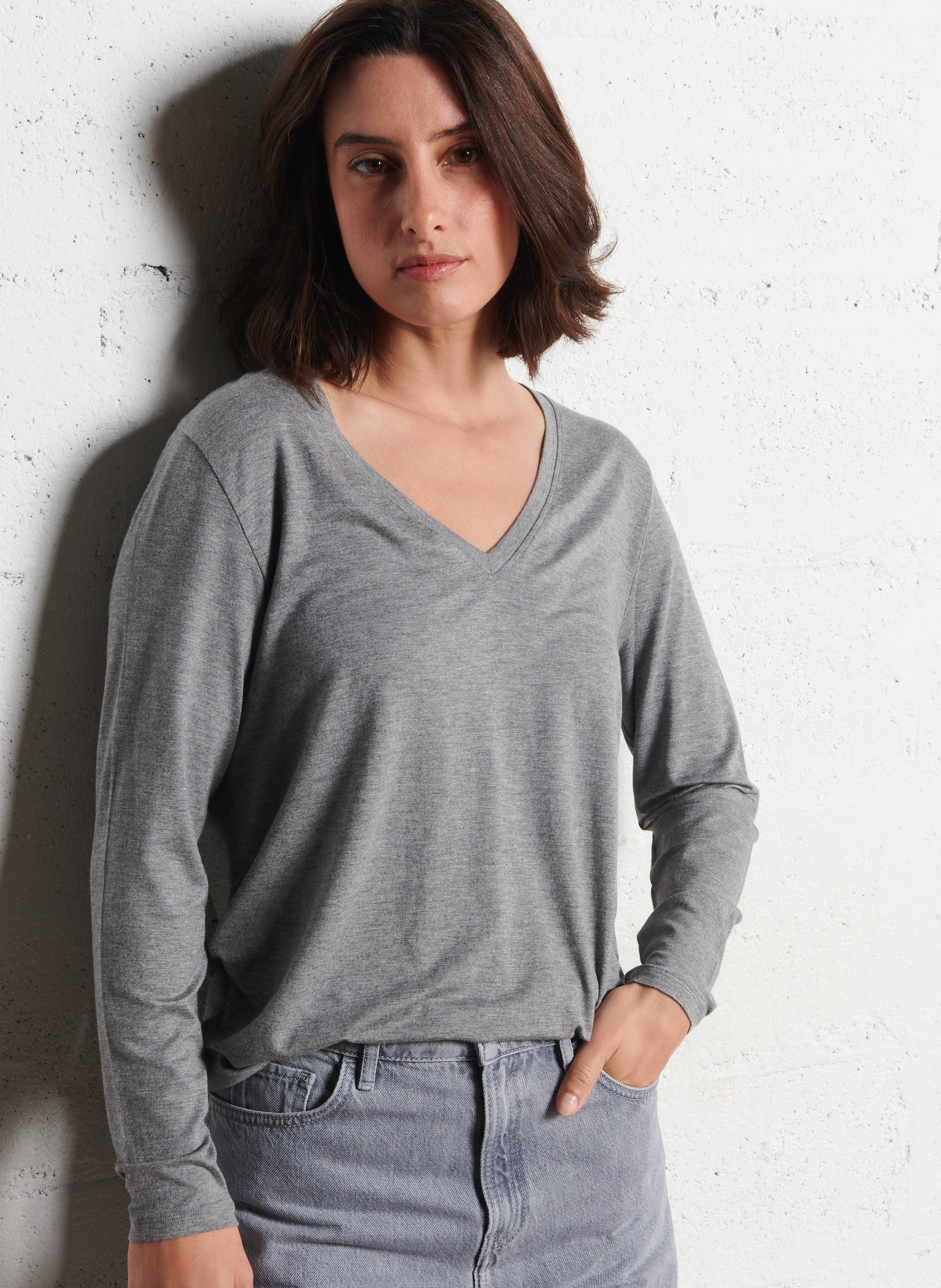 Tee-shirt droit col V MAJESTIC FILATURES