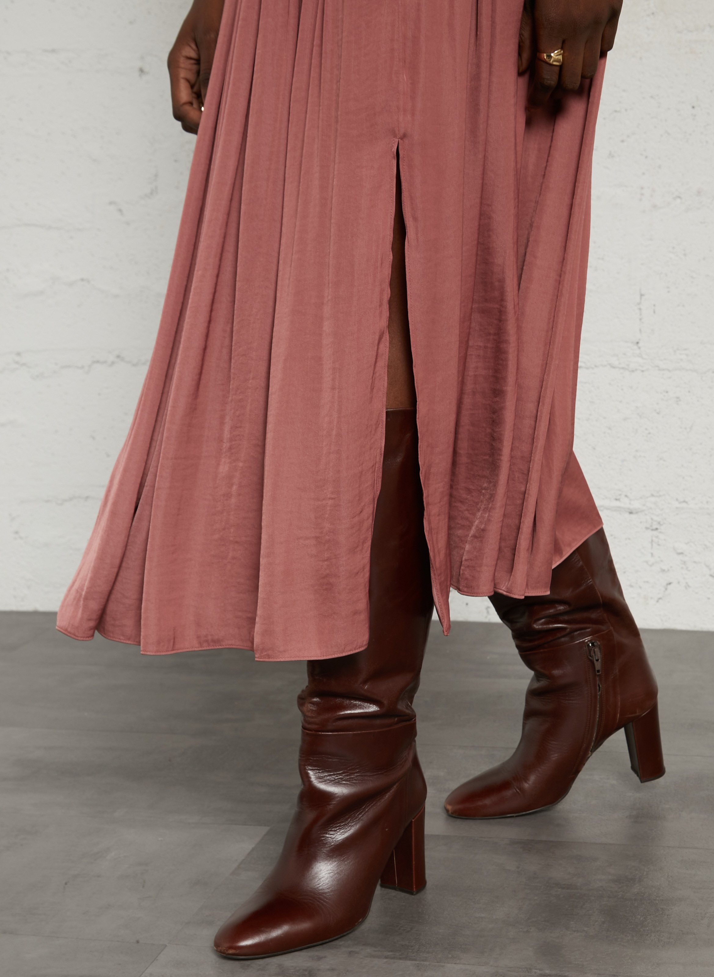 High-waisted fluid midi skirt MAISON 123 Pink