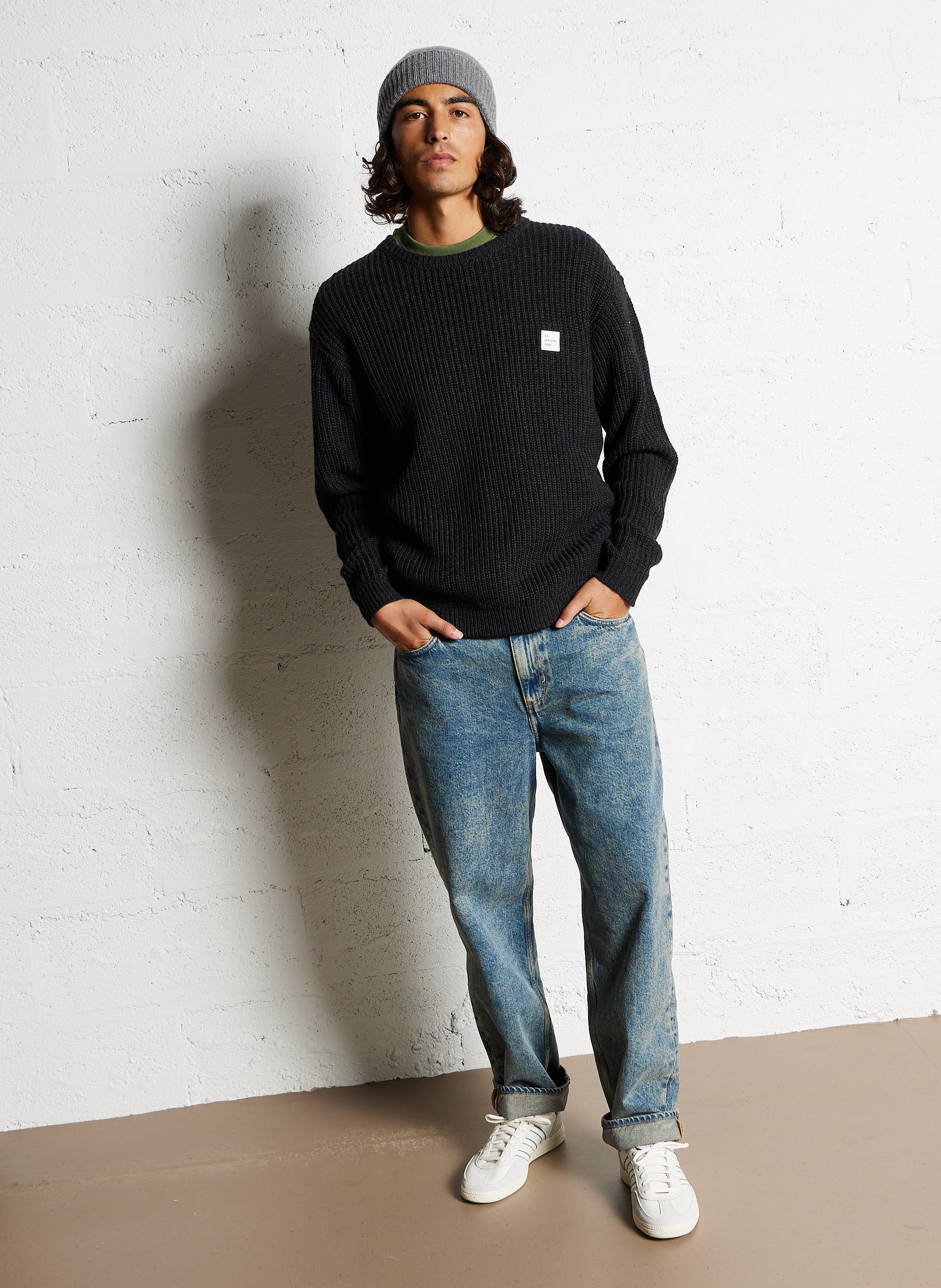 Loose-fit-knitted round-neck sweater AMERICAN VINTAGE Black