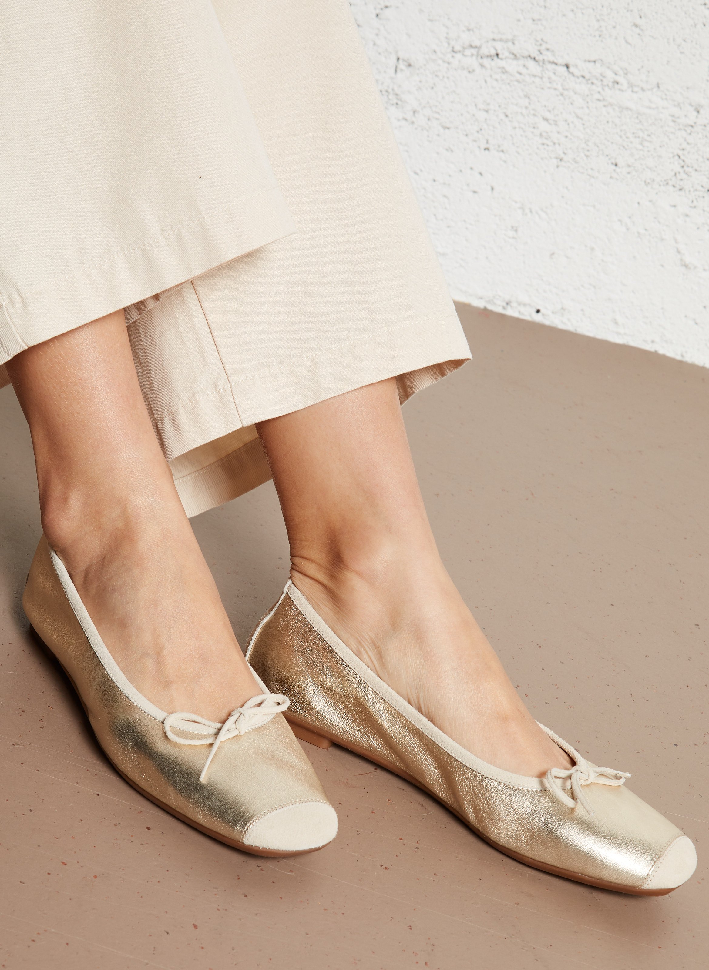 Ballet pumps REQINS Golden