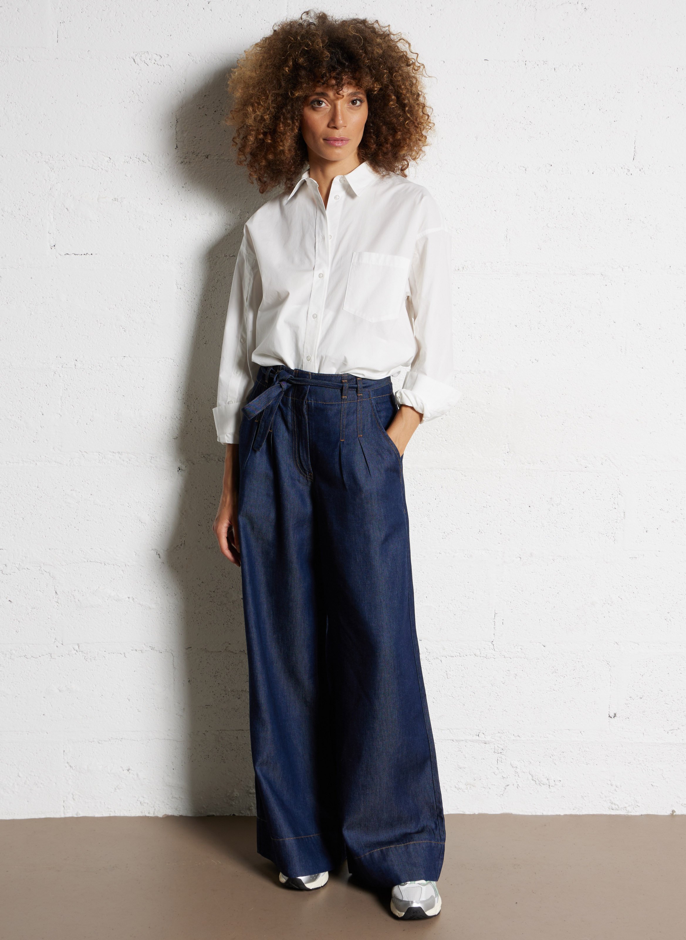 Farbige Straight Cut Jeans mit 5 Taschen IKKS Blau